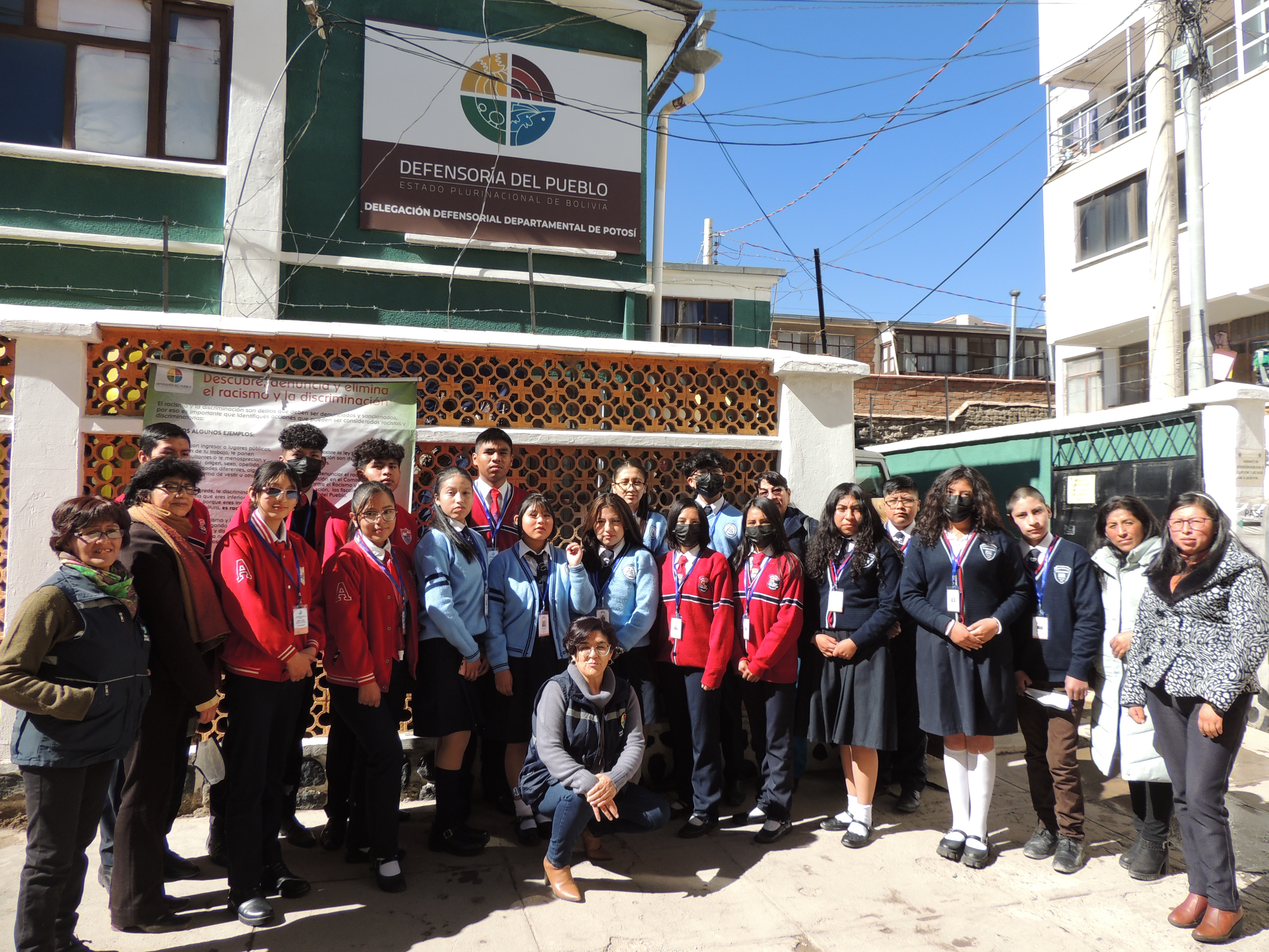 DEFENSORÍA DEL PUEBLO, PONE EN MARCHA EL PROYECTO PILOTO “DEFENSORA Y DEFENSOR ESTUDIANTIL” CON 18 ESTUDIANTES DE UNIDADES EDUCATIVAS DEL NIVEL SECUNDARIO DEL MUNICIPIO DE POTOSÍ.