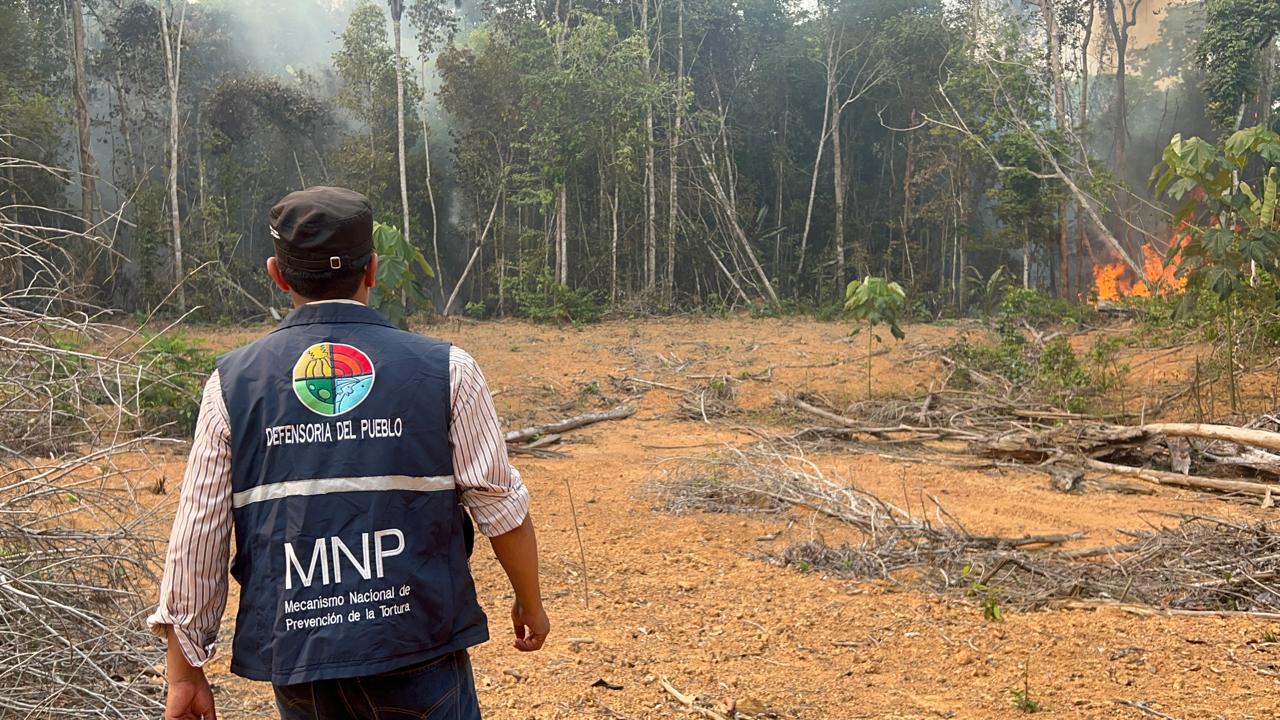 DEFENSORÍA DEL PUEBLO VERIFICÓ SITUACIÓN DE LA COMUNIDADES DE TUMICHUCUA Y SANTA TERESITA, DEL MUNICIPIO DE RIBERALTA, TRAS LOS INCENDIOS FORESTALES