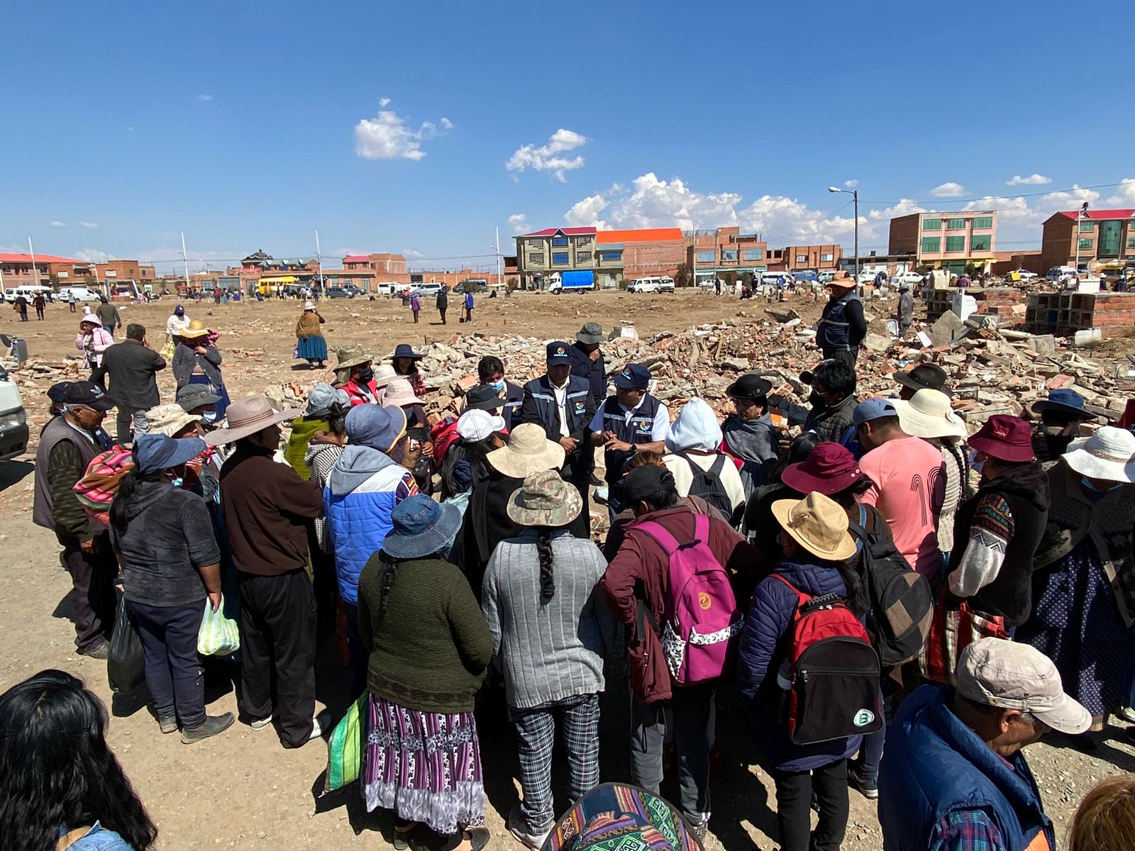 CEMENTERIO MERCEDARIO: DEFENSOR DEL PUEBLO EXIGE A LA ALCALDÍA DE EL ALTO A ADOPTAR TODAS LAS MEDIDAS DE SEGURIDAD PARA EVITAR MAYORES INCIDENTES