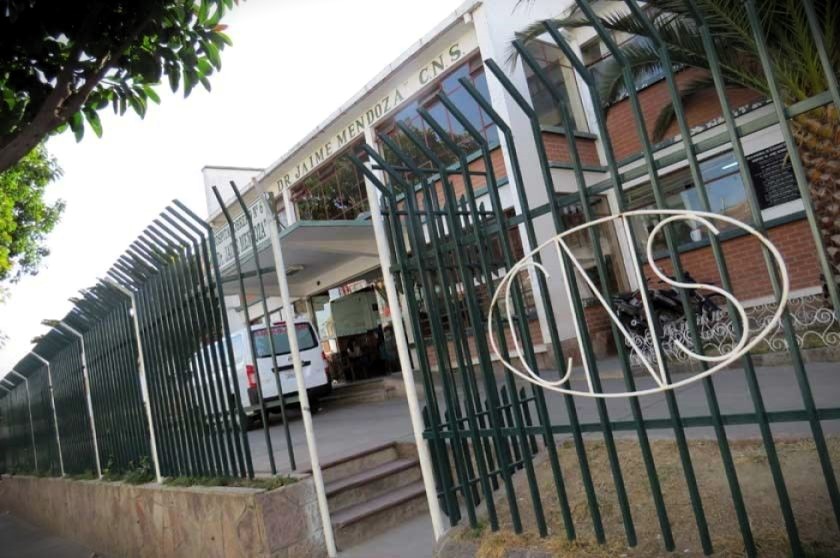 En la ciudad de Sucre, Defensoría del Pueblo gestiona que una persona adulta mayor reciba atención médica oportuna en la primera jornada del paro médico