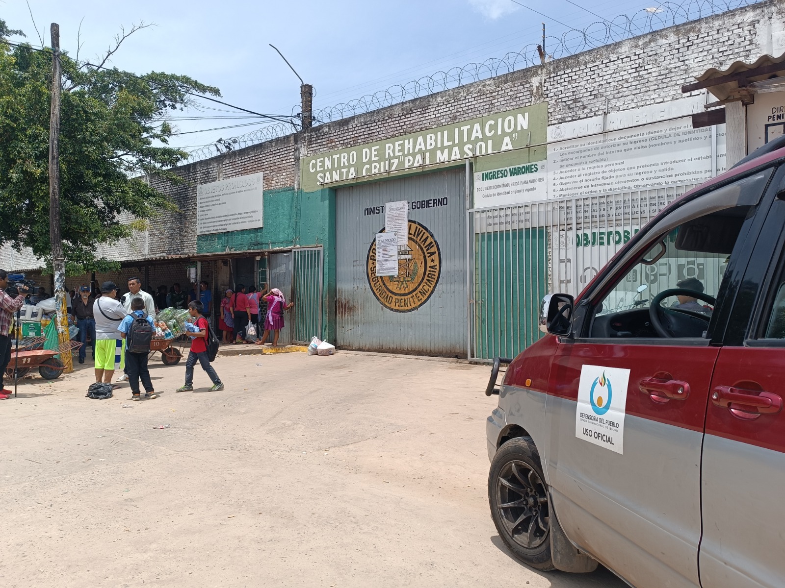 DEFENSORÍA DEL PUEBLO REQUIERE INFORME A LA POLICÍA BOLIVIANA Y REITERA LA NECESIDAD DE FORTALECER LA SEGURIDAD PENITENCIARIA TRAS FUGA EN PALMASOLA.
