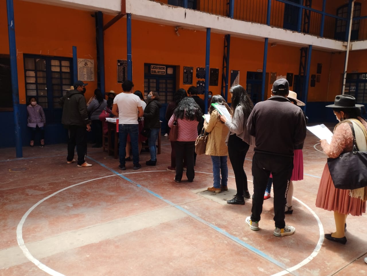 LA DELEGACIÓN DEFENSORIAL DEPARTAMENTAL DE POTOSI CONTINÚA REALIZANDO EL SEGUIMIENTO Y VERIFICATIVO A LAS INSCRIPCIONES ESCOLARES EN UNIDADES EDUCATIVAS