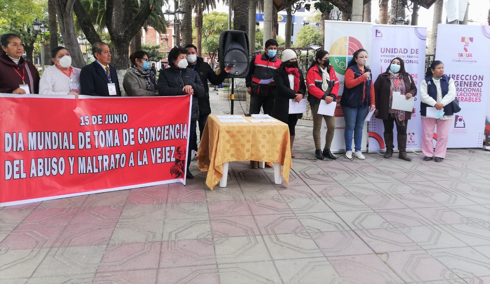 DEFENSORÍA DEL PUEBLO COORDINA ACTIVIDADES CONTRA EL MALTRATO AL ADULTO MAYOR Y LA TOMA DE CONCIENCIA POR LA VEJEZ