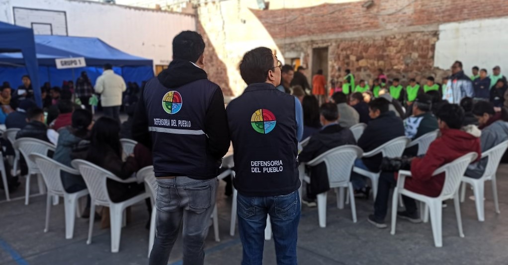 Defensoría del Pueblo acompaña segunda visita de Cárcel en el Establecimiento Penitenciario de San Roque, de la ciudad de Sucre