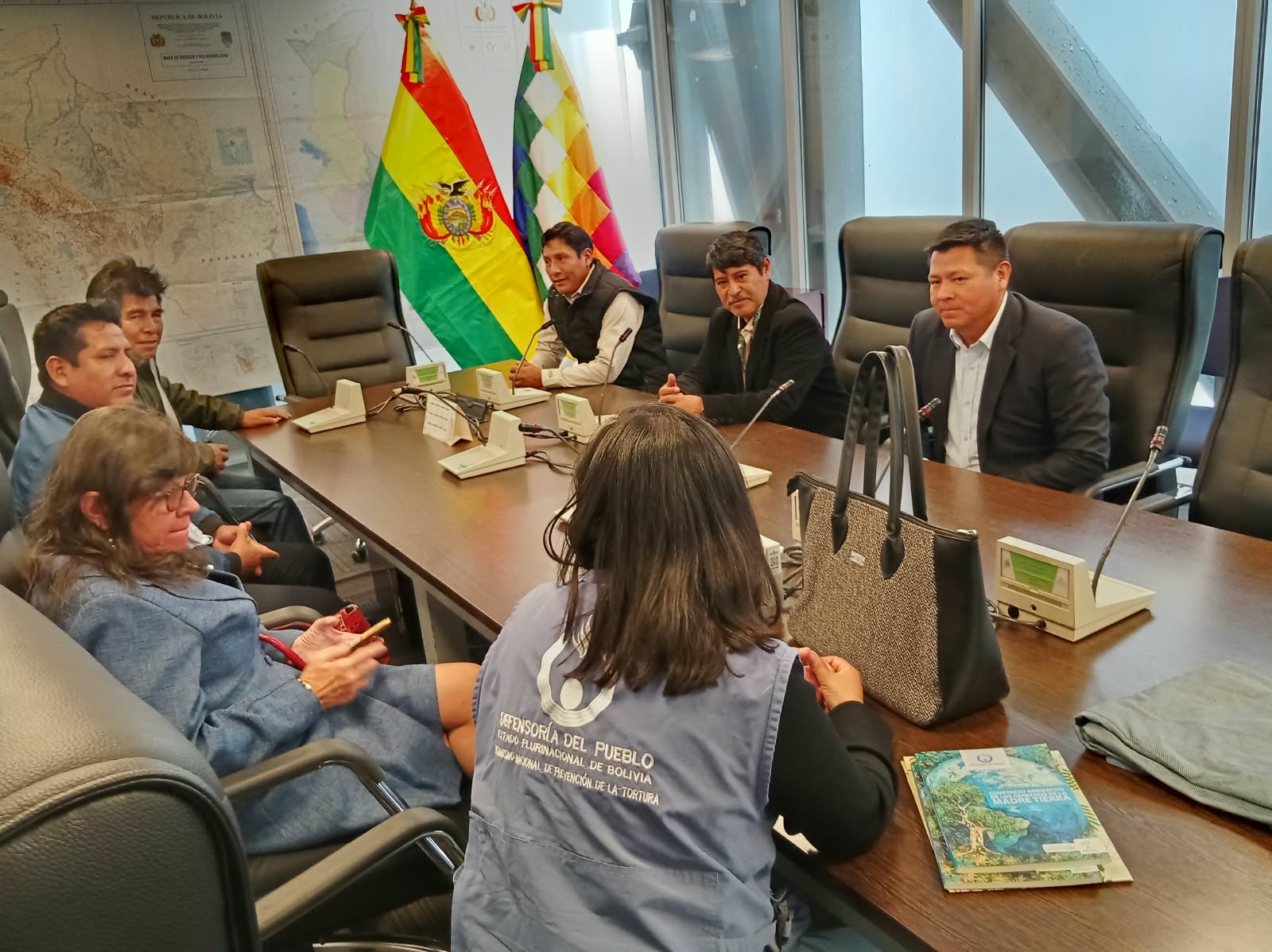 DEFENSORÍA DEL PUEBLO ACOMPAÑA AVANCE LEGISLATIVO PARA PROTEGER A PALOS BLANCOS Y ALTO BENI DE LA ACTIVIDAD Y CONTAMINACIÓN MINERA