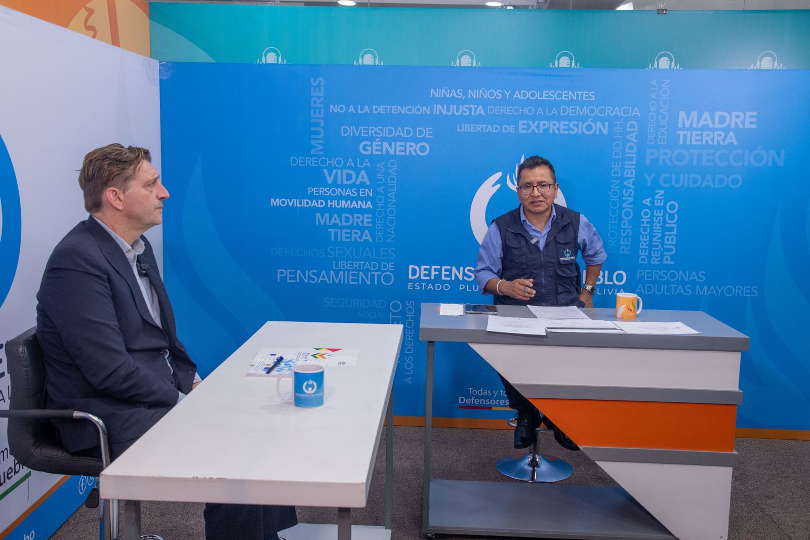 ESPECIALISTAS INTERNACIONALES DESTACAN EL ROL DE LA DEFENSORÍA DEL PUEBLO EN LOS PROCESOS ELECTORALES