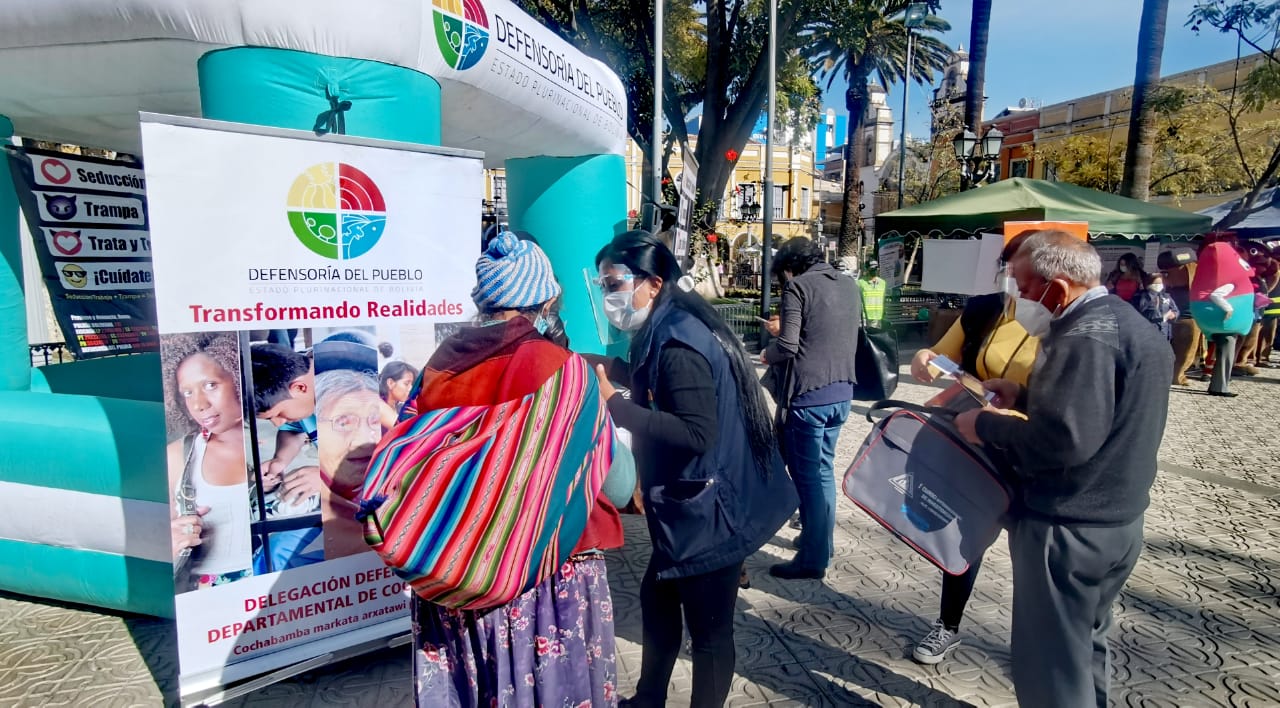 DEFENSORÍA DEL PUEBLO PARTICIPA DE FERIA INFORMATIVA INTERINSTITUCIONAL CONTRA LA TRATA Y TRÁFICO DE PERSONAS