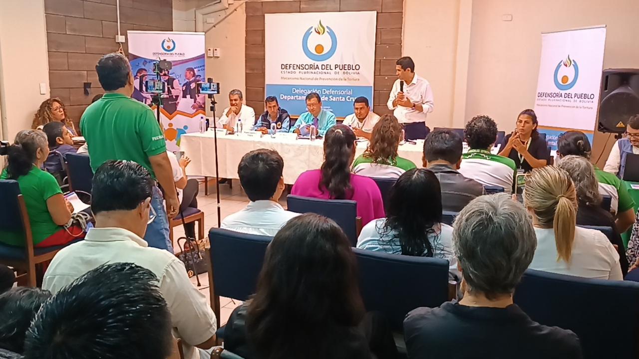 DEFENSORIA DEL PUEBLO IMPULSA DIÁLOGO PLURAL ENTRE POBLACIONES VULNERABLES Y CANDIDATOS A LA GOBERNACIÓN DE SANTA CRUZ.