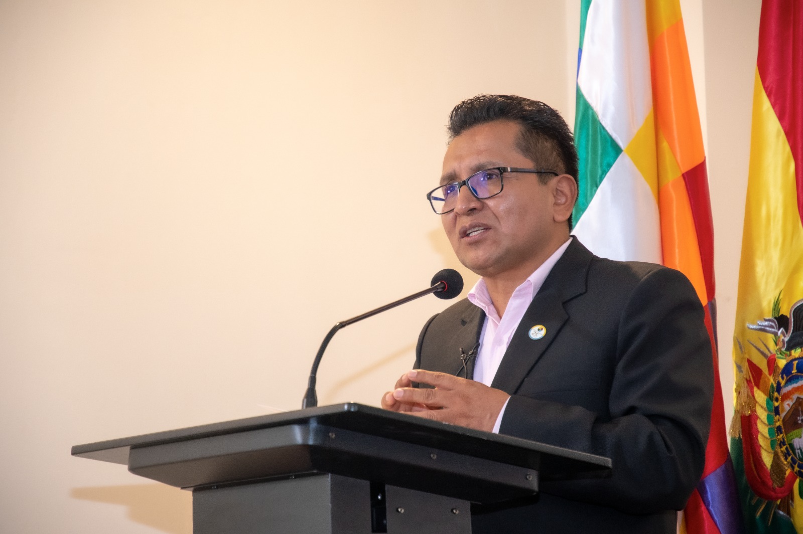 DEFENSOR DEL PUEBLO ADVIERTE INCUMPLIMIENTO A RESOLUCIÓN CONSTITUCIONAL QUE RESTITUYE TITULARIDAD A CONCEJAL DEL MUNICIPIO DE SAN LUCAS