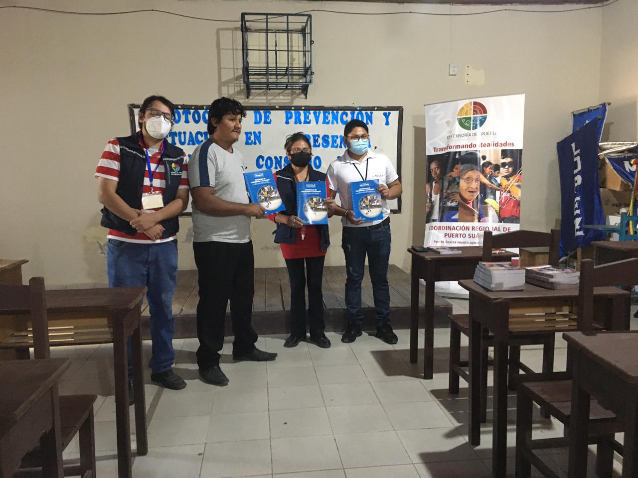 EN PUERTO QUIJARRO LA DEFENSORIA DEL PUEBLO SOCIALIZA EL PROTOCOLO  DE PREVENCION Y ACTUACION ANTE EL CONSUMO Y CIRCULACION DE DROGAS EN EL AMBITO DE LAS UNIDADES EDUCATIVAS