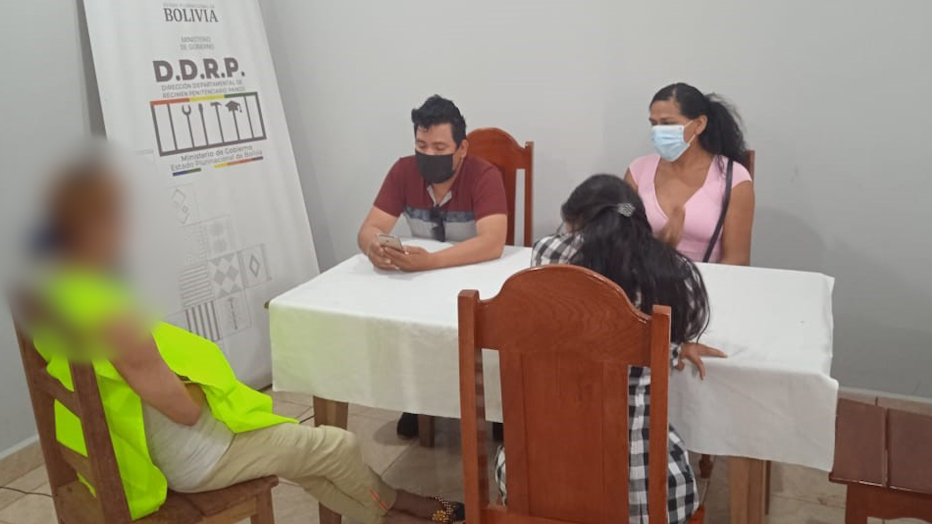 DELEGACIÓN DEFENSORIAL PANDO SOCIALIZÓ LA “PRIMERA ENCUESTA VIRTUAL PARA PERSONAS CON DIVERSA ORIENTACIÓN SEXUAL EXPRESIÓN E IDENTIDAD DE GÉNERO EN BOLIVIA” EN CENTRO PENITENCIARIO DE VILLA BUSCH