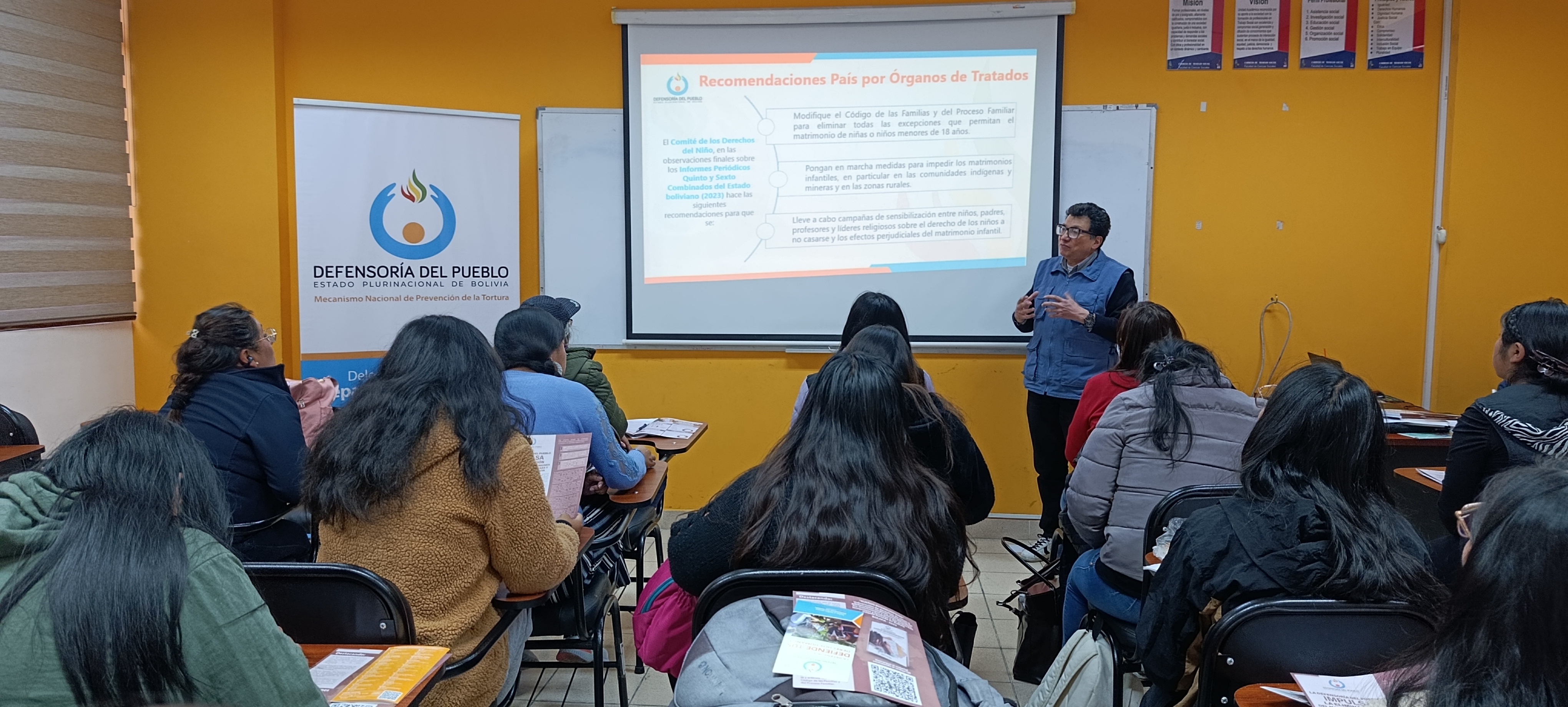 DEFENSORÍA DEL PUEBLO SOCIALIZA EN LA PAZ LEY QUE PROHÍBE LOS MATRIMONIOS Y UNIONES INFANTILES, TEMPRANAS Y FORZADAS