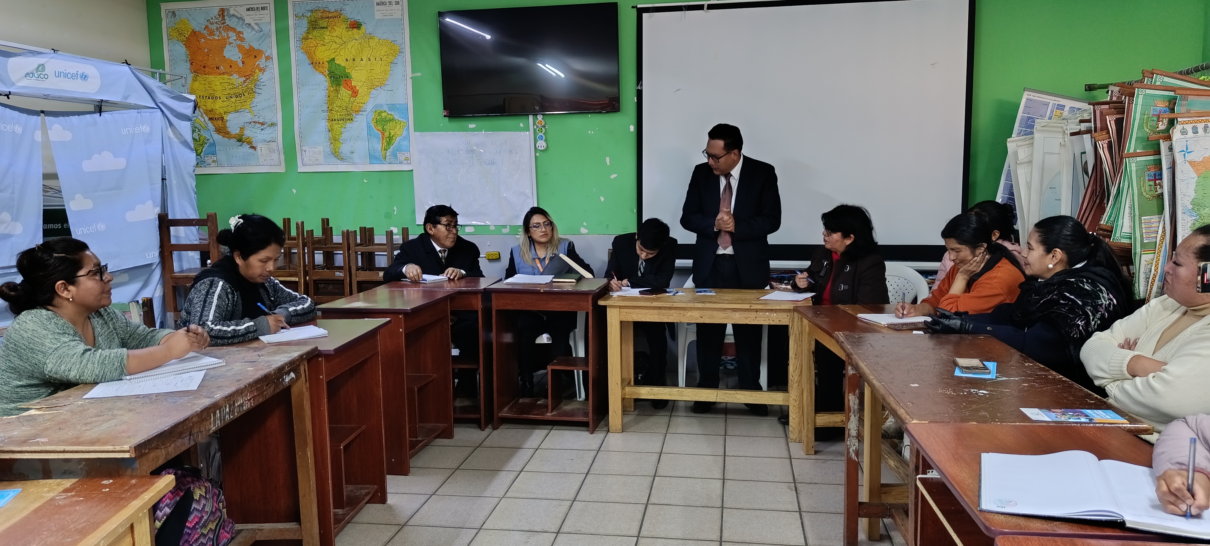 DEFENSORÍA DEL PUEBLO PROMUEVE CUMPLIMIENTO DE ACUERDOS EN RESGUARDO DE ESTUDIANTES DE LA UNIDAD EDUCATIVA WALTER STRUB EN LA PAZ