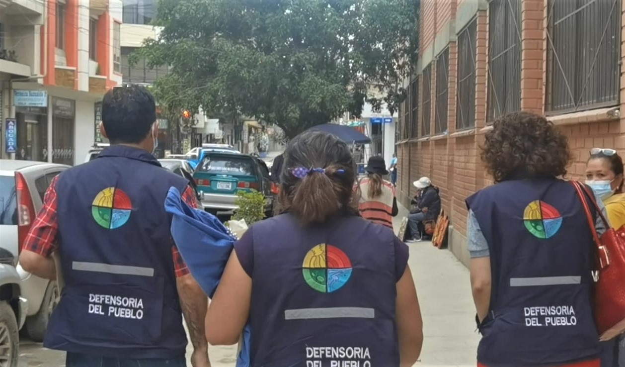 DEFENSORÍA DEL PUEBLO RECHAZA LA VIOLENCIA QUE SUFRIÓ UNA NIÑA POR PARTE DE SU MADRE Y PIDE A LA DNA DE QUILLACOLLO A QUE LE BRINDEN UNA ATENCION INTEGRAL A LA VÍCTIMA