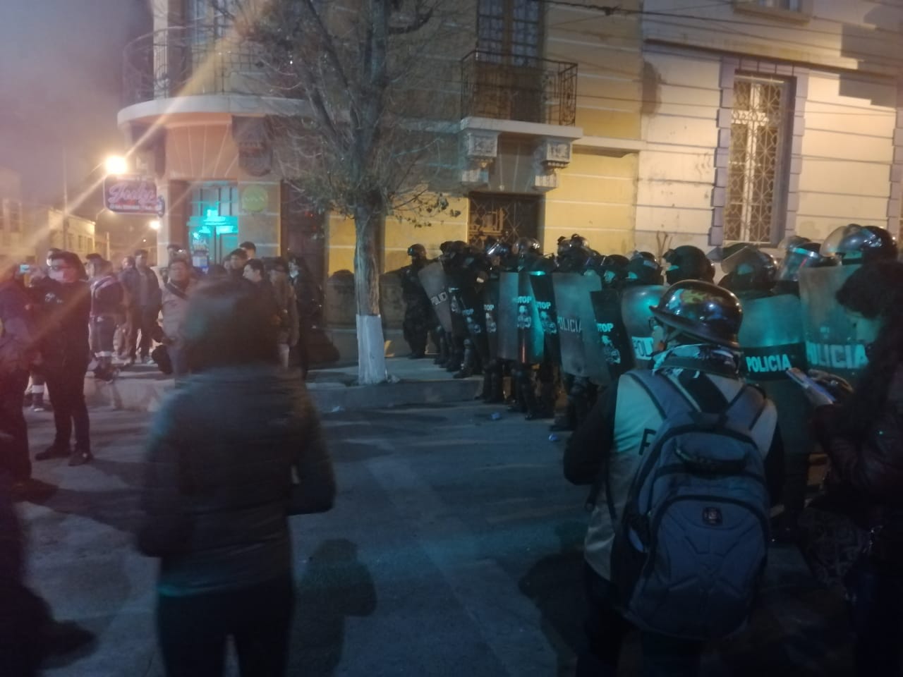 DEFENSORÍA DEL PUEBLO RESPALDA MANIFIESTO DE LA PRENSA EXIGIENDO GARANTÍAS EN EL EJERCICIO DE LA PROFESIÓN