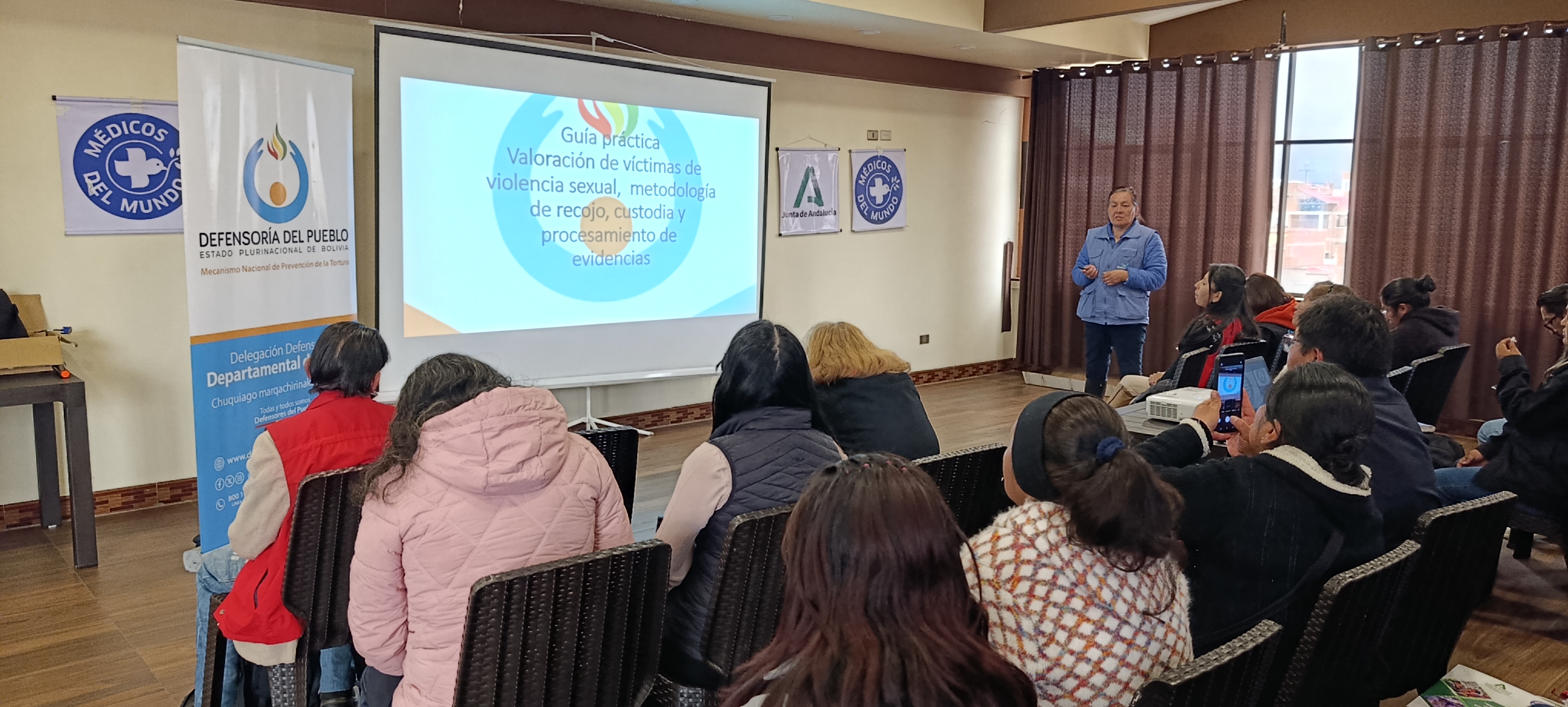 DEFENSORÍA DEL PUEBLO FORMA AL PERSONAL DE SALUD DE EL ALTO EN PROTOCOLOS PARA LA ATENCIÓN DE VÍCTIMAS DE AGRESIÓN SEXUAL