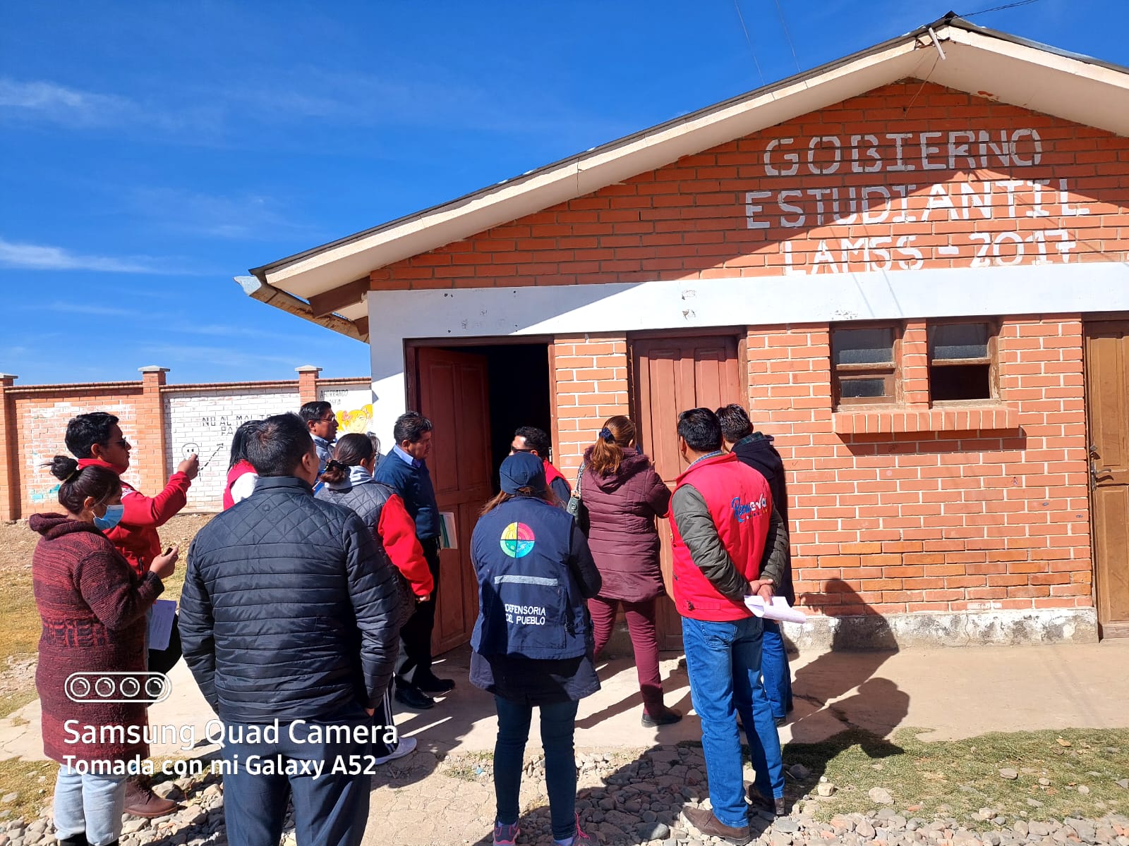 GESTIÓN DEFENSORIAL LOGRA EL COMPROMISO DE LA ALCALDÍA DE EL ALTO PARA REALIZAR MEJORAMIENTO EN LA INFRAESTRUCTURA DE LA U. E. SAN SILVESTRE