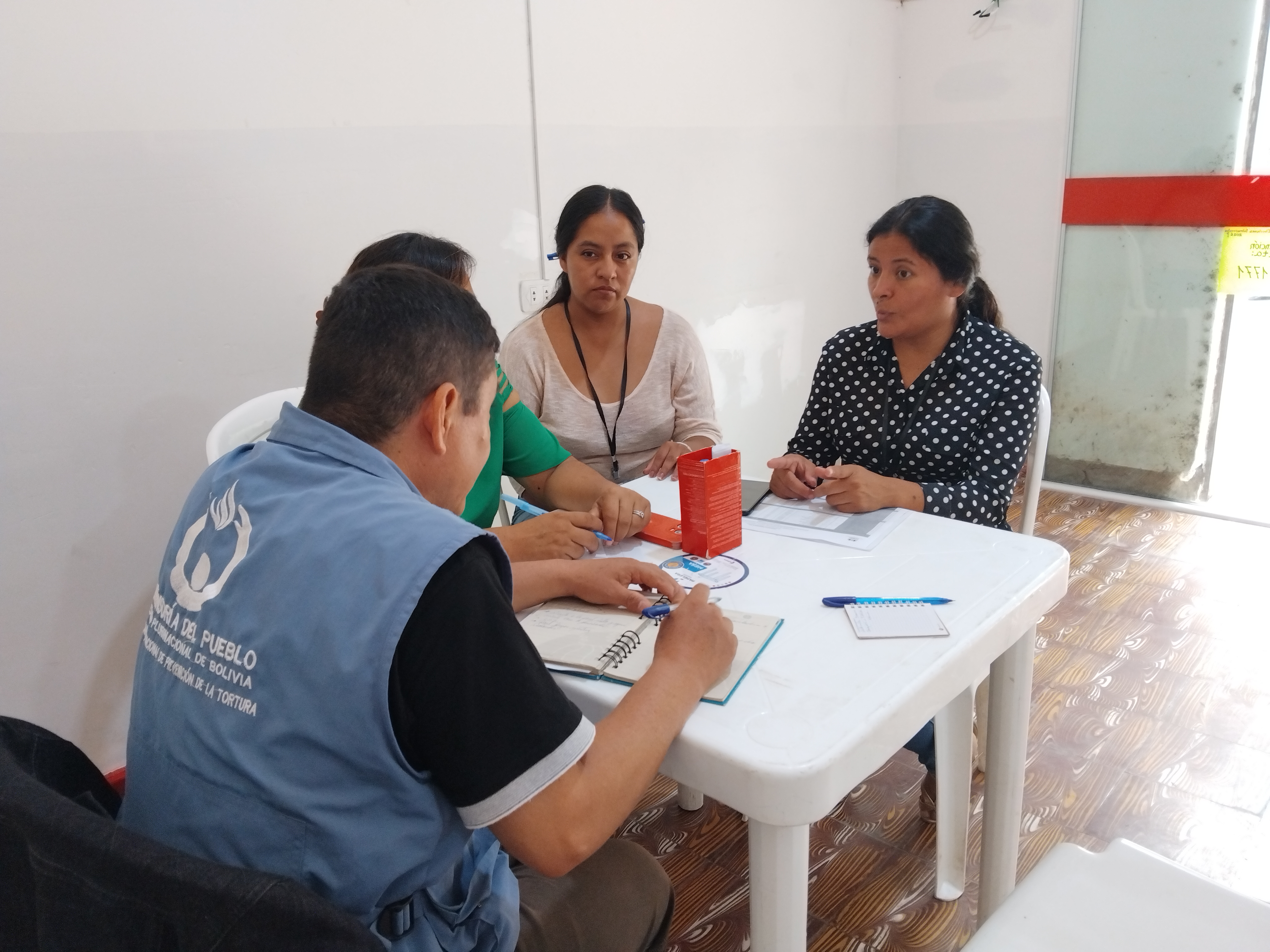 DEFENSORÍA DEL PUEBLO ARTICULA ACCIONES CON EL ÓRGANO ELECTORAL PARA PRECAUTELAR EL EJERCICIO DE DERECHOS POLÍTICOS EN YACUIBA