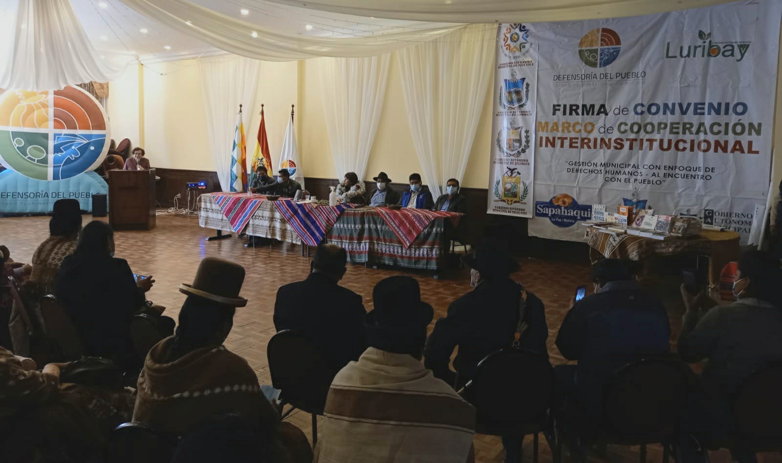 Defensoría del Pueblo firma convenio de cooperación interinstitucional con los municipios de Luribay, Sica Sica, Tacacoma, Quiabaya y Combaya en favor de poblaciones vulnerables