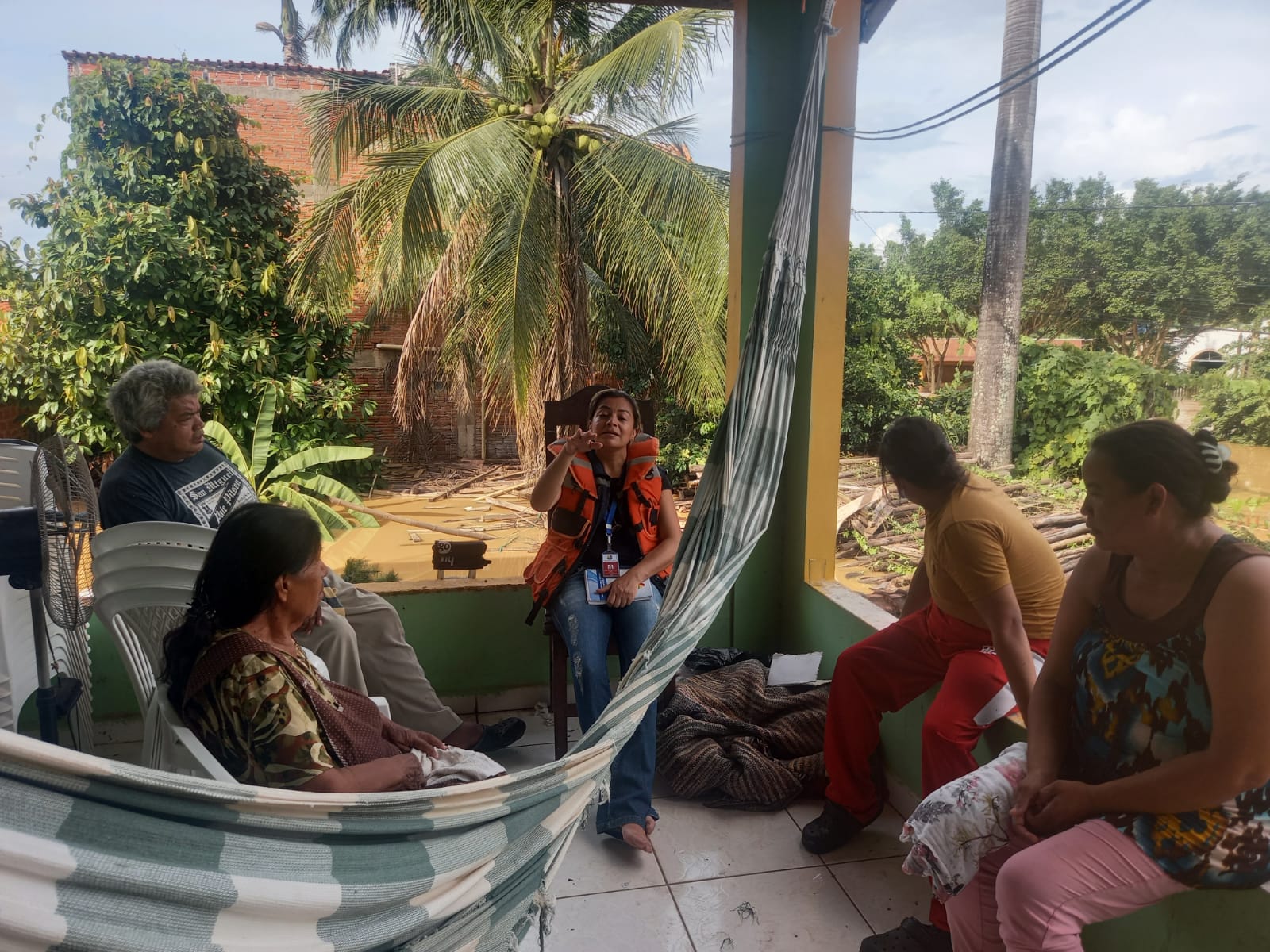 EN PANDO, DEFENSORÍA DEL PUEBLO GARANTIZA EL DERECHO A LA SALUD, A CUIDADORA DE DOS PERSONAS CON DISCAPACIDAD, AFECTADAS POR INUNDACIONES