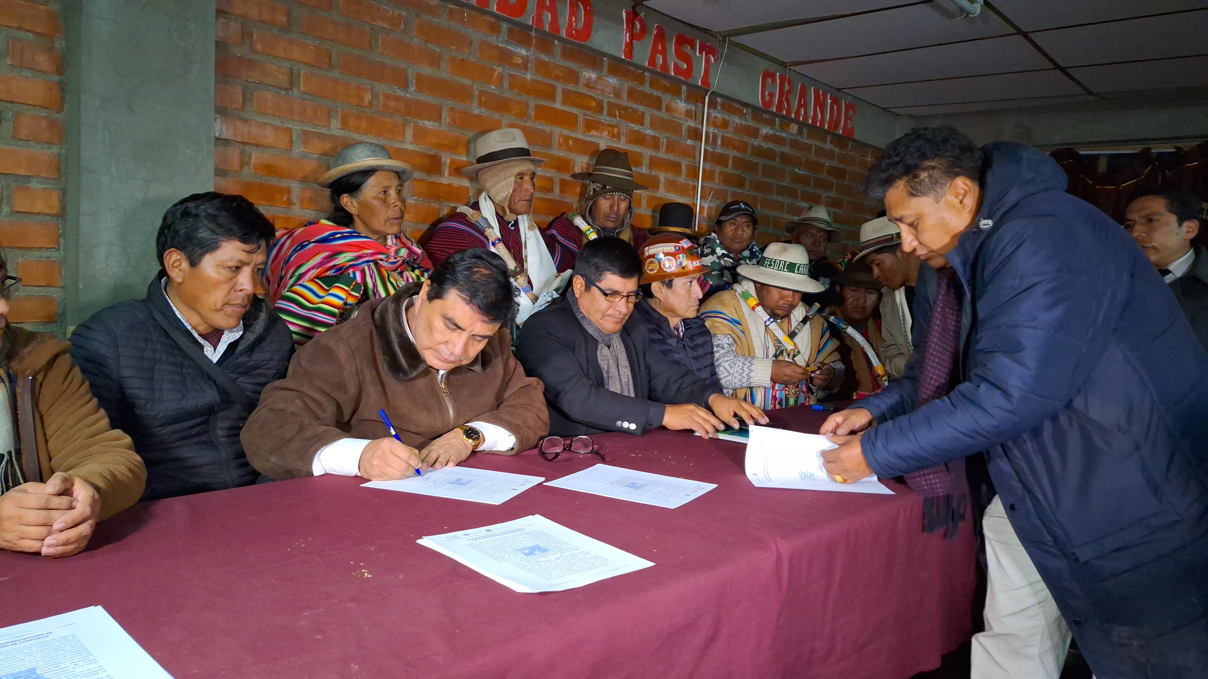 Gestiones de la Defensoría del Pueblo permiten acuerdo en el conflicto en Caracollo