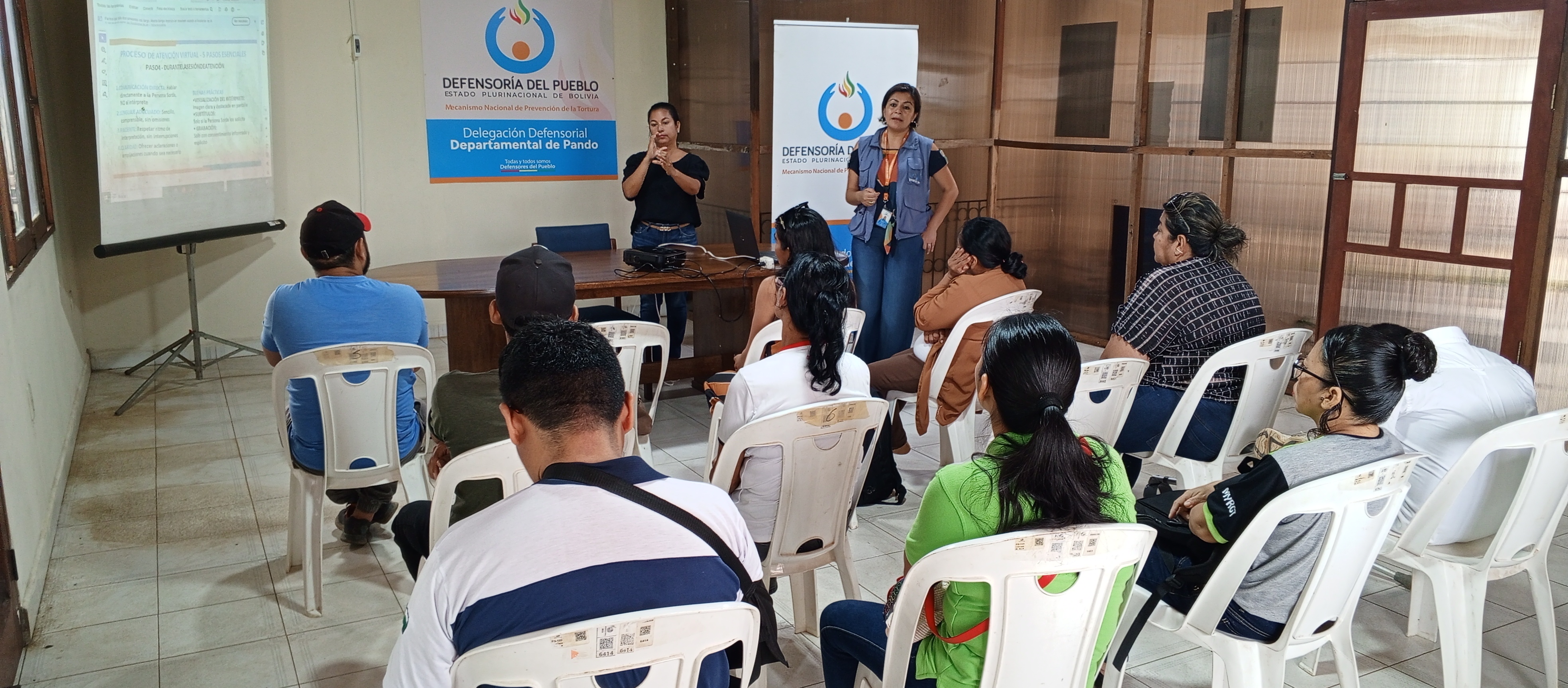 DEFENSORÍA DEL PUEBLO SOCIALIZA MANUAL DE ATENCIÓN VIRTUAL A PERSONAS SORDAS EN PANDO