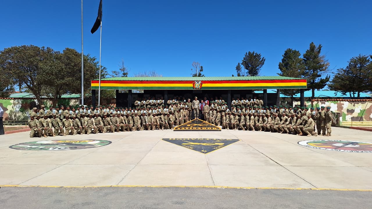 DEFENSORÍA DEL PUEBLO FORTALECE LA PREVENCIÓN DE LA TORTURA EN UNIDAD MILITAR EN CHALLAPATA