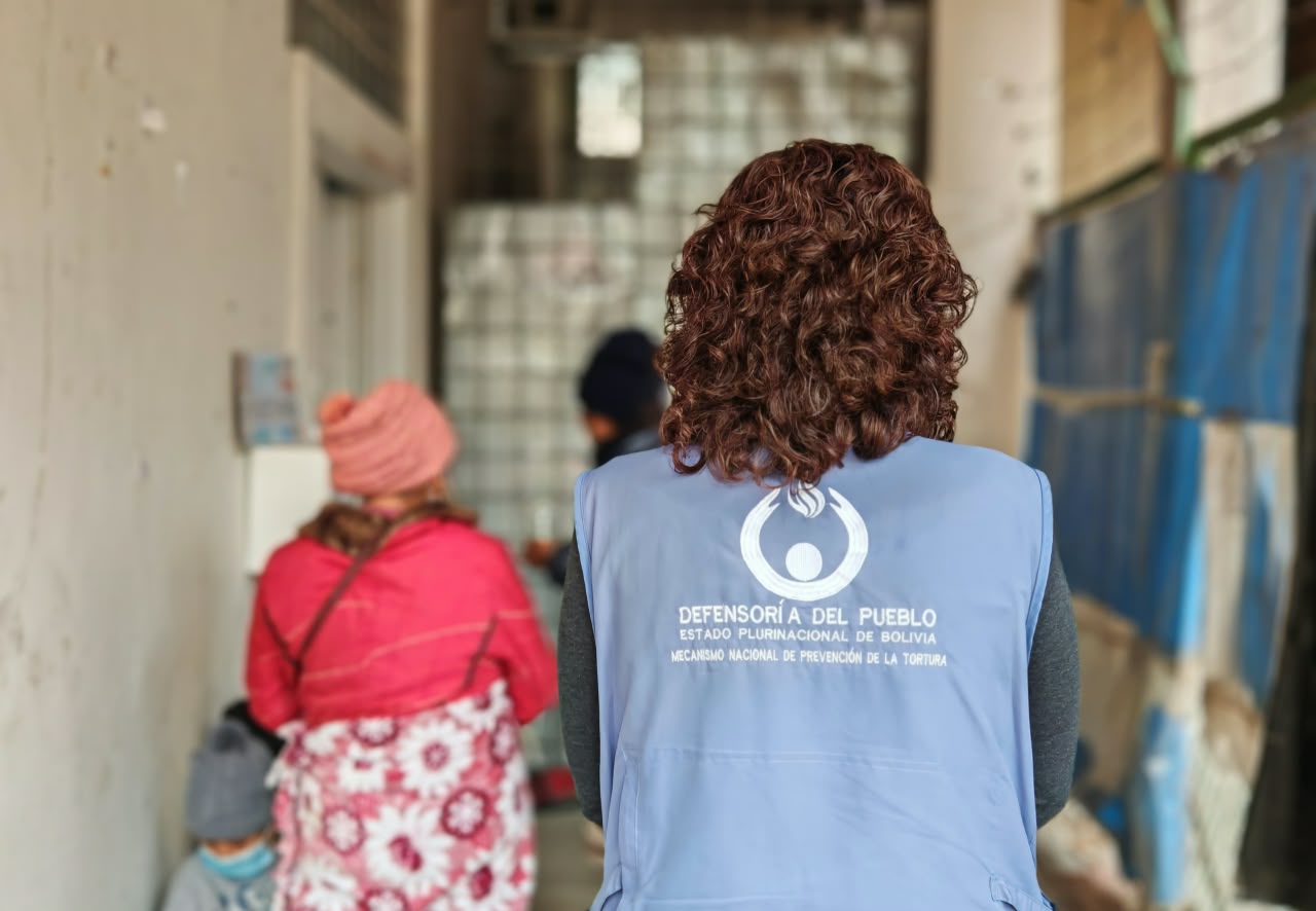 DEFENSORÍA DEL PUEBLO ALERTA PRECARIAS CONDICIONES EN CENTRO DE HEMODIÁLISIS PEDIÁTRICO DE COCHABAMBA