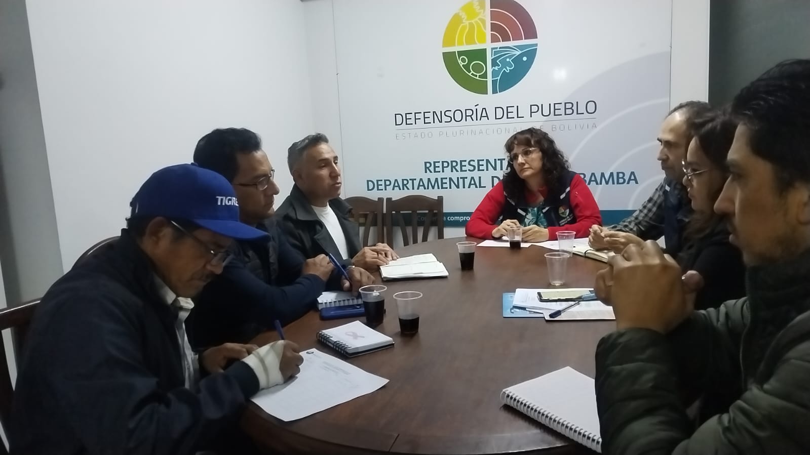 Defensoría del Pueblo precautela la atención de servicios de salud a personas con VIH en entidades de Seguridad Social a corto plazo de Cochabamba