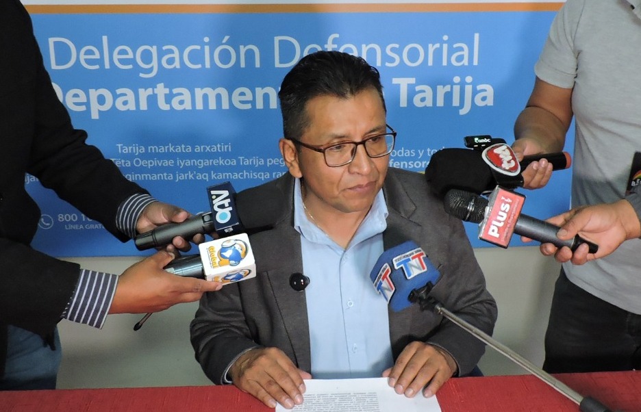 DEFENSORÍA DEL PUEBLO INSTA AL GOBIERNO A GARANTIZAR LA PROTECCIÓN CONSULAR DE CIUDADANOS BOLIVIANOS PRESUNTAMENTE RECLUTADOS MEDIANTE ENGAÑOS PARA EL CONFLICTO BÉLICO EN RUSIA