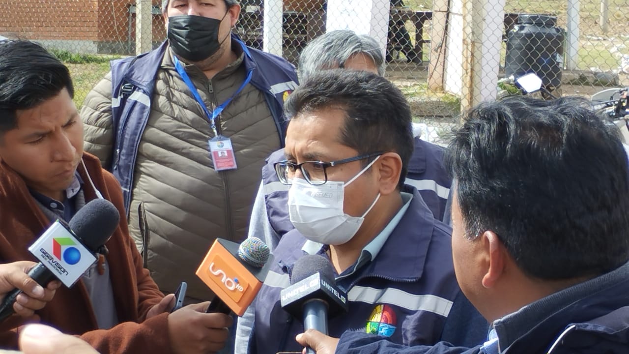 Defensor del Pueblo visita a Camacho