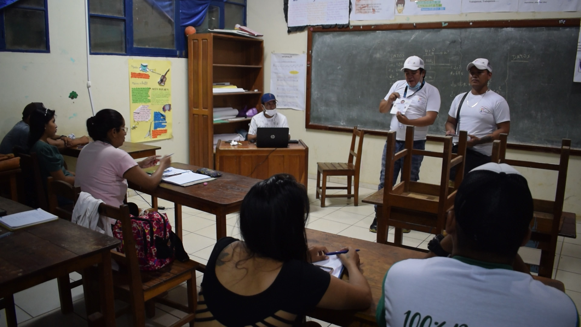 DELEGACIÓN DEFENSORIAL DE PANDO Y ACTIVISTAS LGBTIQ+ SOCIALIZAN LA PRIMERA ENCUESTA VIRTUAL PARA PERSONAS CON DIVERSA ORIENTACIÓN SEXUAL.