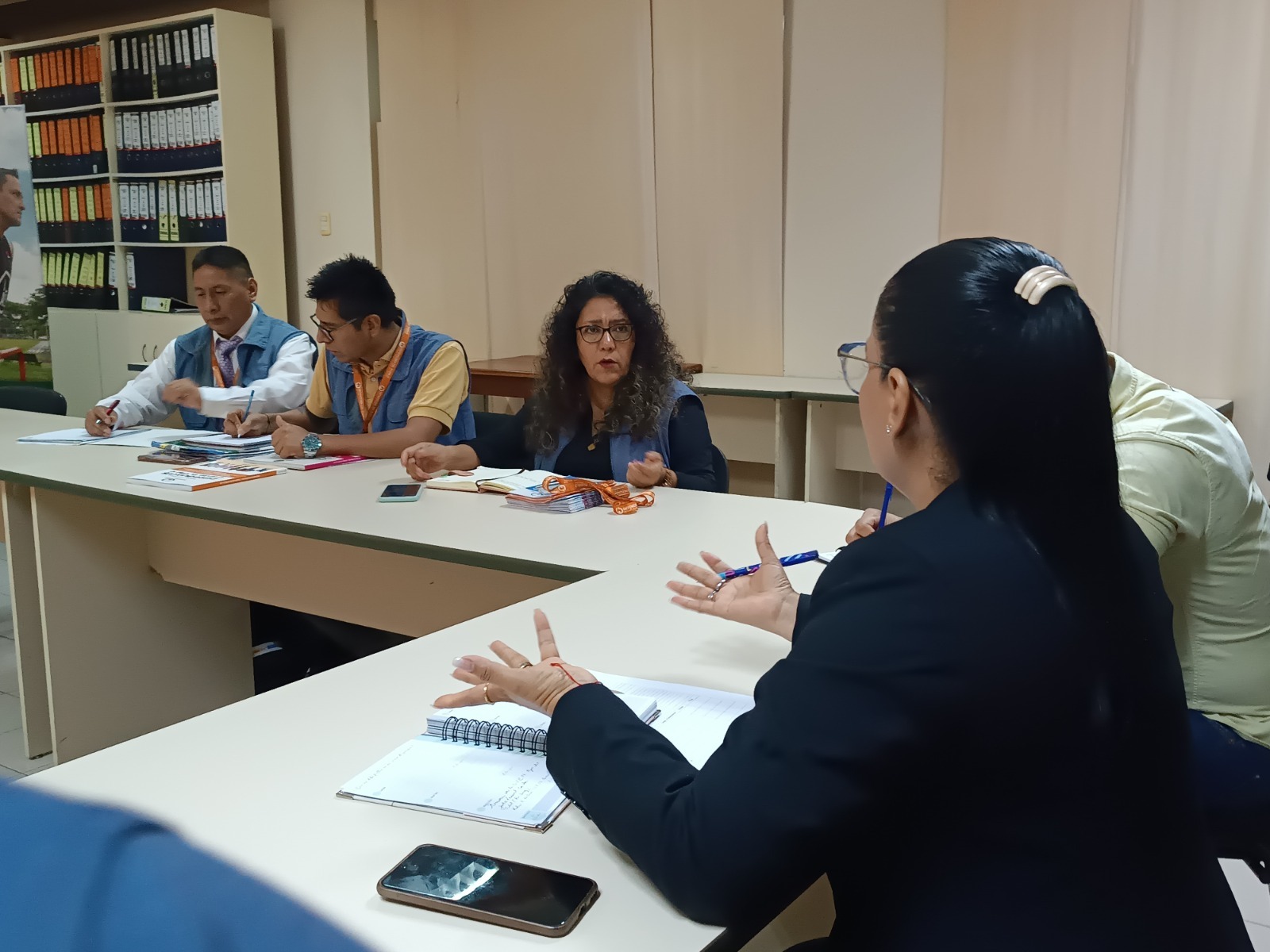 DEFENSORÍA DEL PUEBLO ALERTA SUSPENSIÓN DE ATENCIÓN EN DNA Y SLIM EN DISTRITOS 7, 8 Y 9 DE SANTA CRUZ DE LA SIERRA