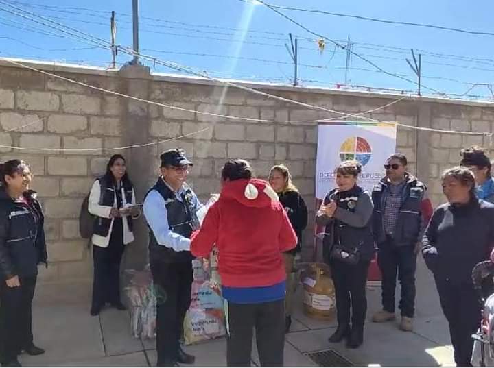 Defensor del Pueblo entrega kits de ropa y enseres de cocina a privadas de libertad en Villazón