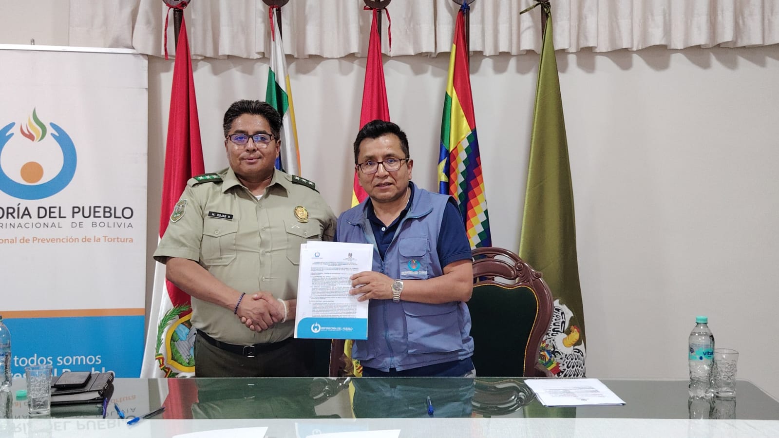 DEFENSORÍA DEL PUEBLO Y POLICÍA EN TARIJA IMPULSAN MEJOR ATENCIÓN CIUDADANA MEDIANTE FORMACIÓN EN DERECHOS HUMANOS