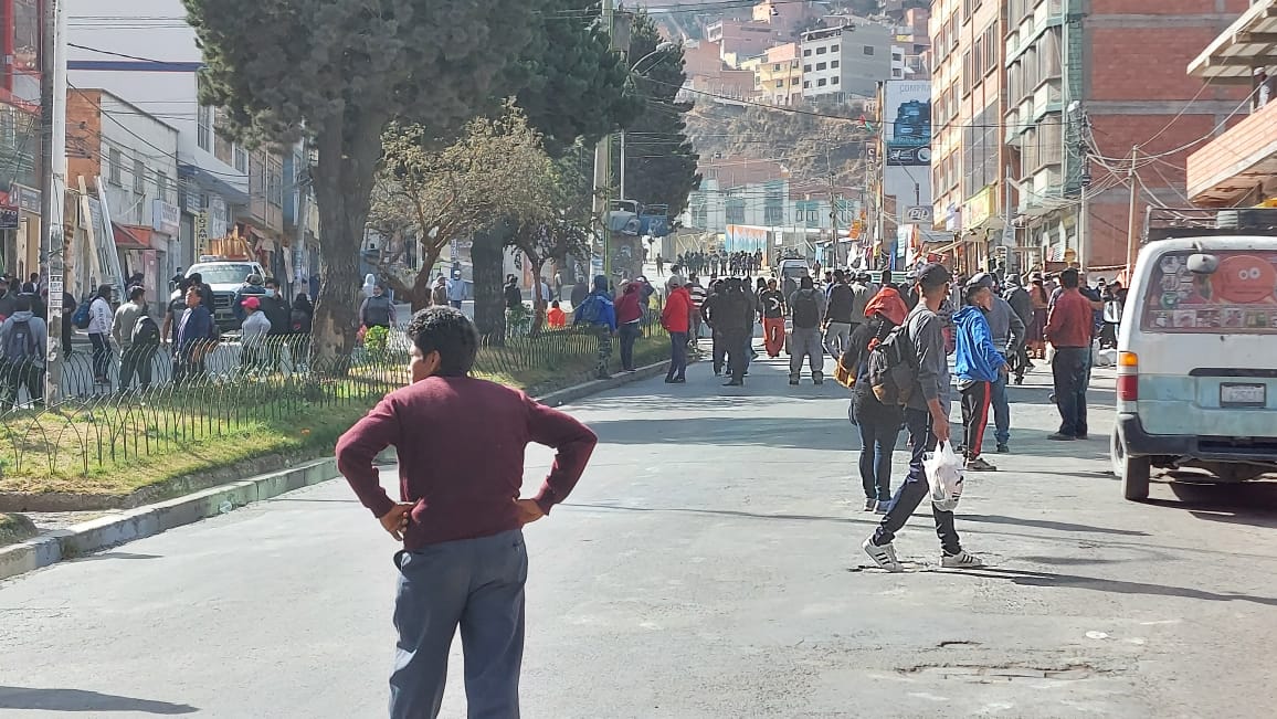 La Defensoría del Pueblo condena los hechos violentos ocurridos durante la protesta de Adepcoca y convoca a las autoridades a instalar la mesa del diálogo