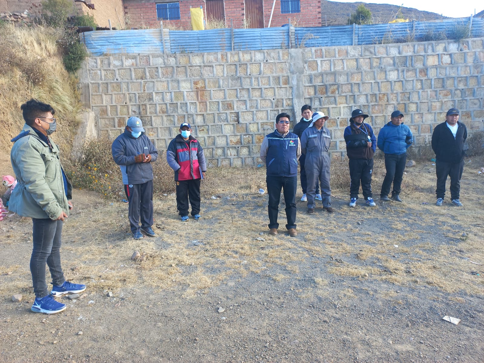 ACCIONES DEFENSORIALES POSIBILITAN INICIO DE OBRAS DEL PROYECTO DE SISTEMA DE AGUA POTABLE PARA ZONAS PERIFÉRICAS DE LLALLAGUA POTOSÍ