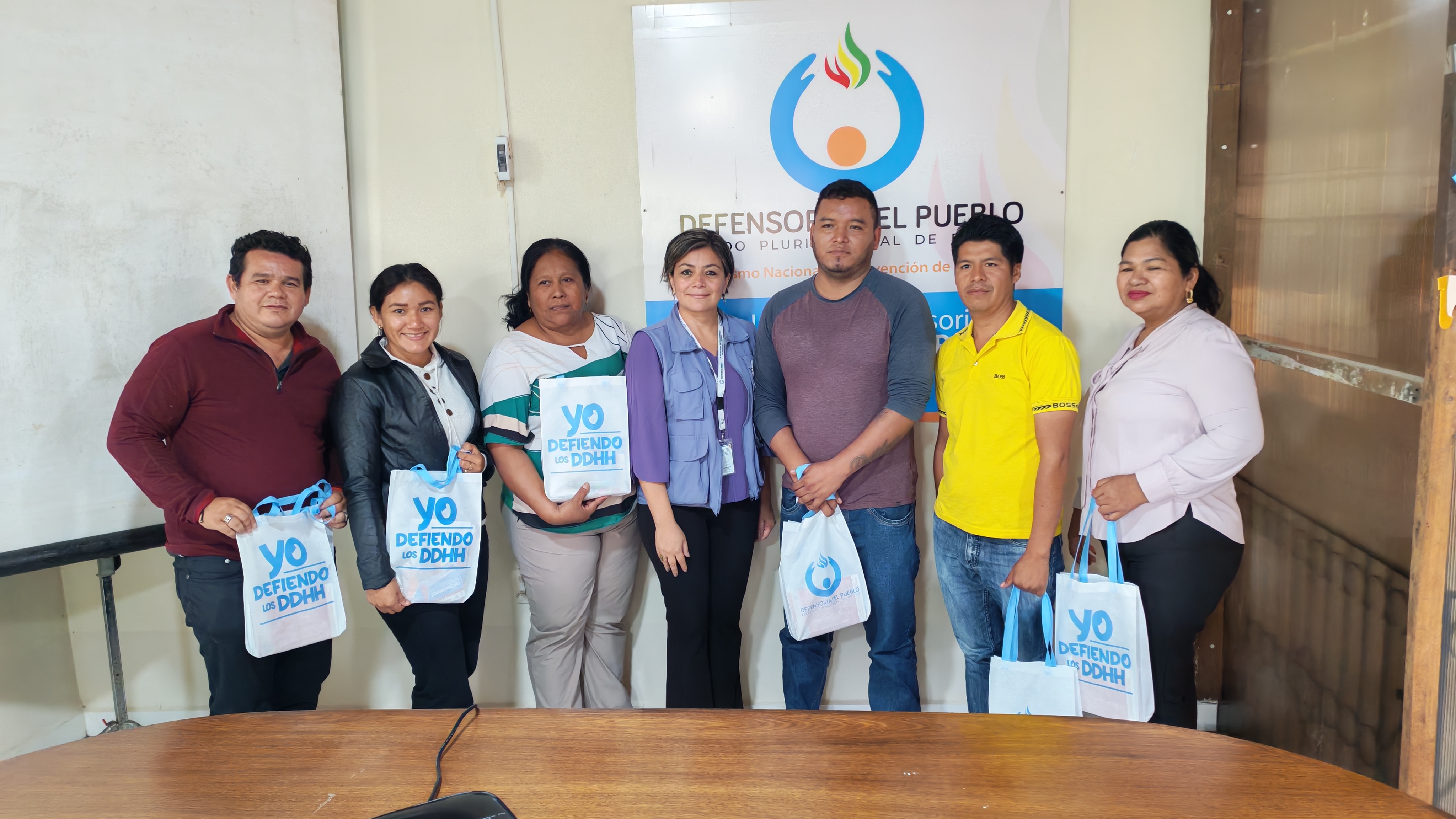 DEFENSORÍA DEL PUEBLO Y AUTORIDADES DE BELLA FLOR COORDINAN ACCIONES PARA FORTALECER LA PROTECCIÓN DE DERECHOS HUMANOS