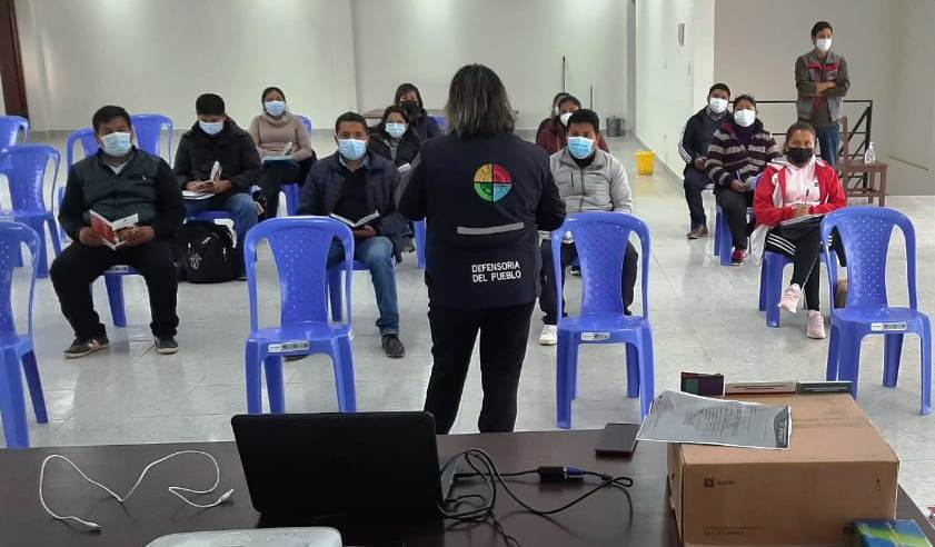 DEFENSORÍA DEL PUEBLO CAPACITA A PERSONAL DE SALUD Y MUNICIPAL DE “EL PUENTE” EN LA SENTENCIA CONSTITUCIONAL 206/2014 DE INTERRUPCIÓN LEGAL DEL EMBARAZO Y LEY 870 DEL DEFENSOR DEL PUEBLO