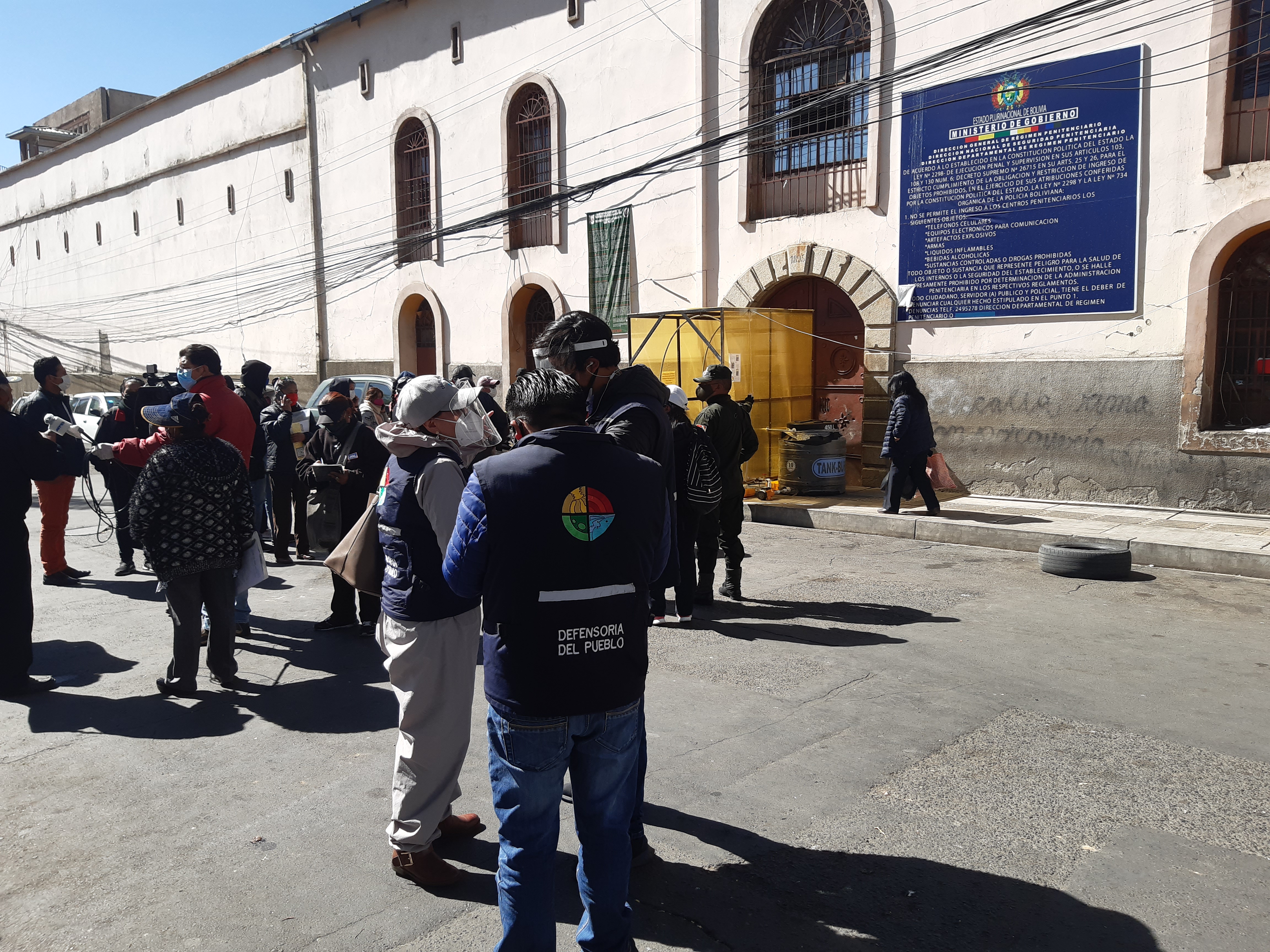 *DEFENSORÍA DEL PUEBLO GESTIONA ANTE EL SEDES LA PAZ EL RASTRILLAJE A INTERNOS DEL PENAL DE SAN PEDRO PARA LA DETECCIÓN DE CASOS COVID 19*