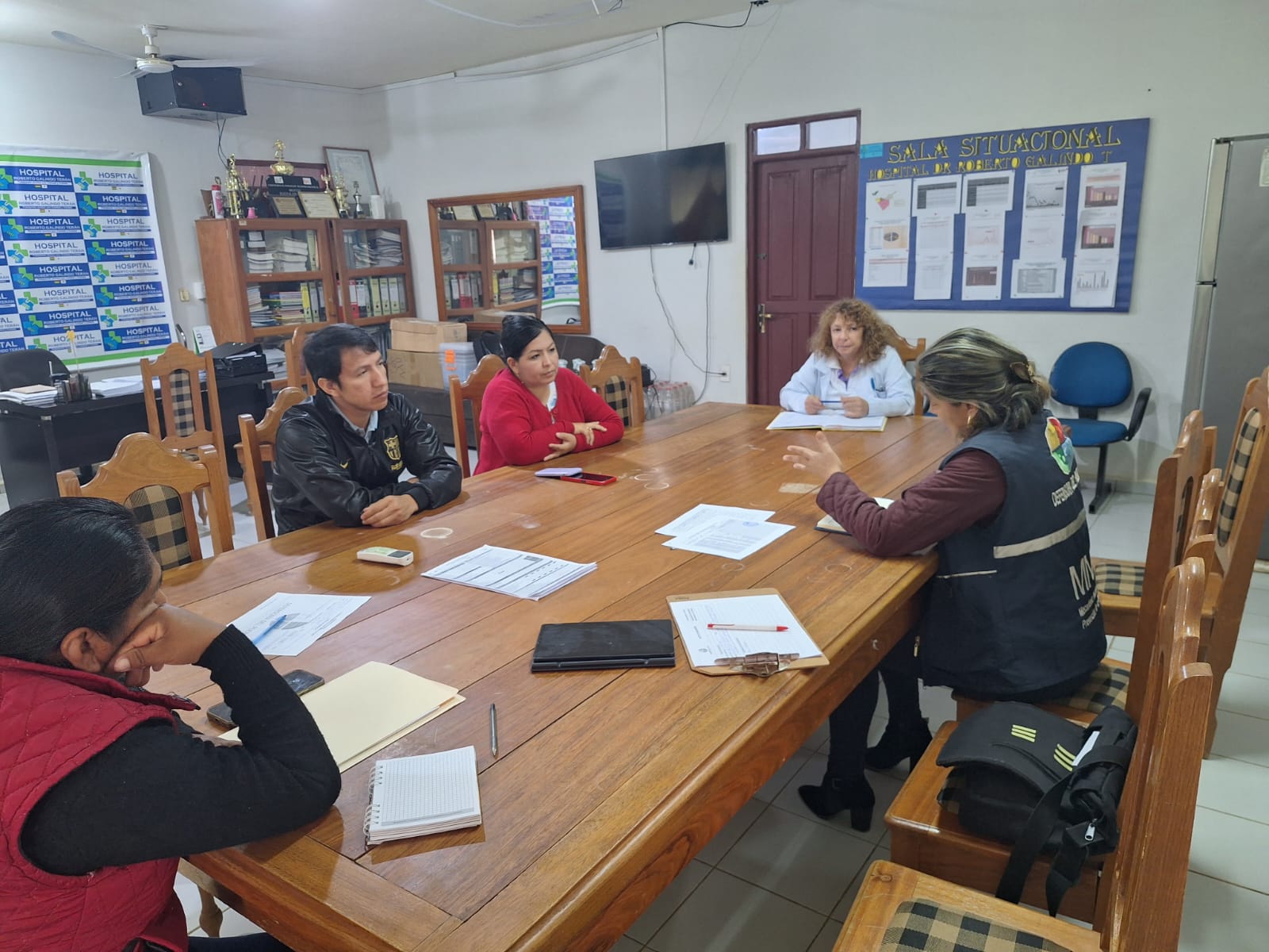 DEFENSORÍA DEL PUEBLO COORDINA LA ATENCIÓN PSIQUIÁTRICA PARA PERSONAS CON DISCAPACIDAD PSÍQUICA EN EL HOSPITAL ROBERTO GALINDO TERÁN