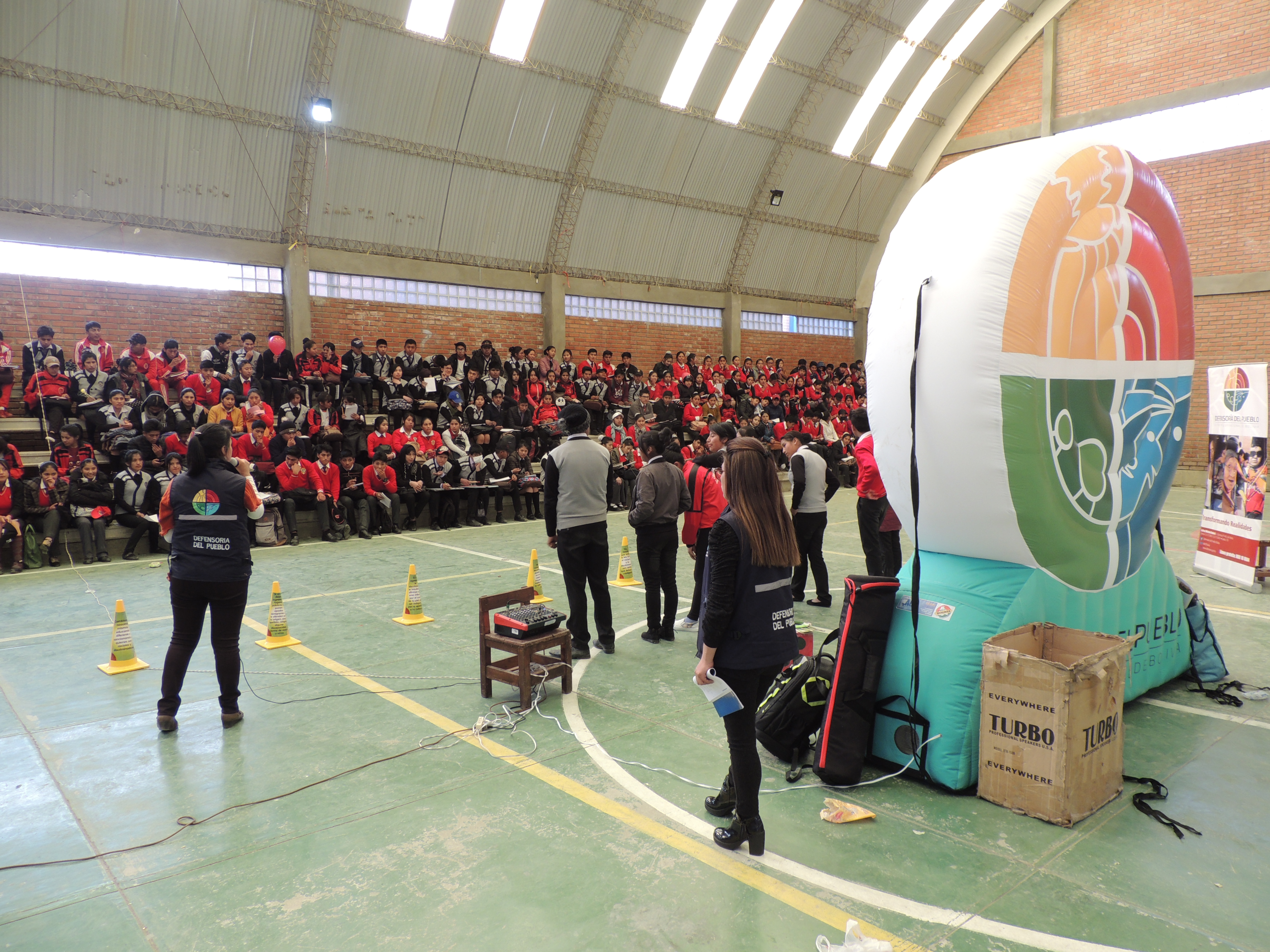 DEFENSORÍA DEL PUEBLO PROMOCIONA LOS DERECHOS Y DEBERES DE LOS ADOLESCENTES  EN LA U.E MARCELO QUIROGA SANTA CRUZ