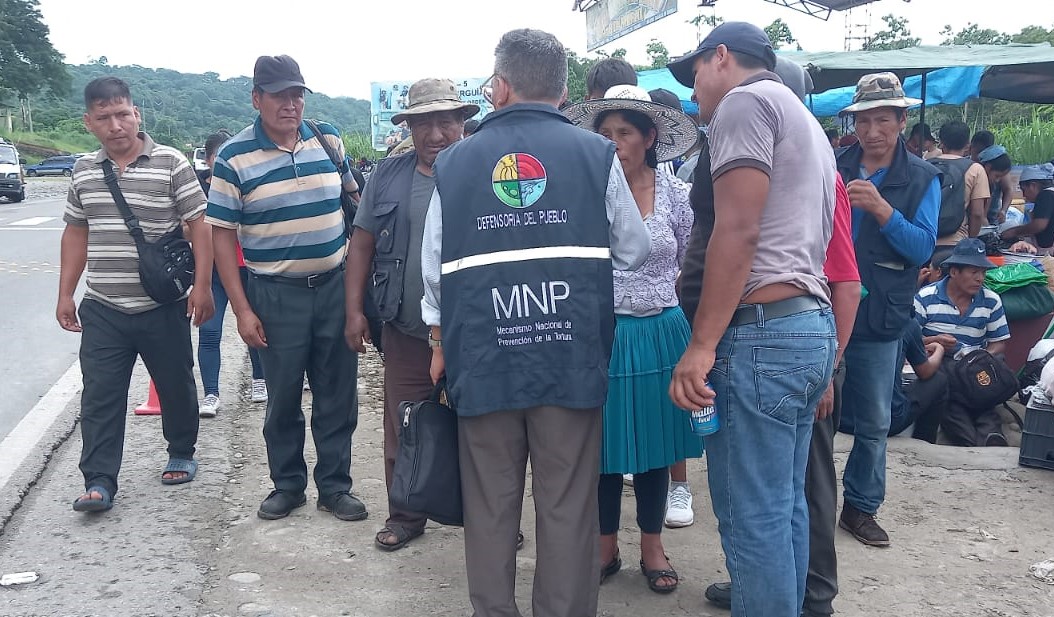 Verificativo Defensorial llega hasta Regimiento de Infantería R-I 32, Idelfonso Murguía, de la Novena División, en el municipio de Shinahota