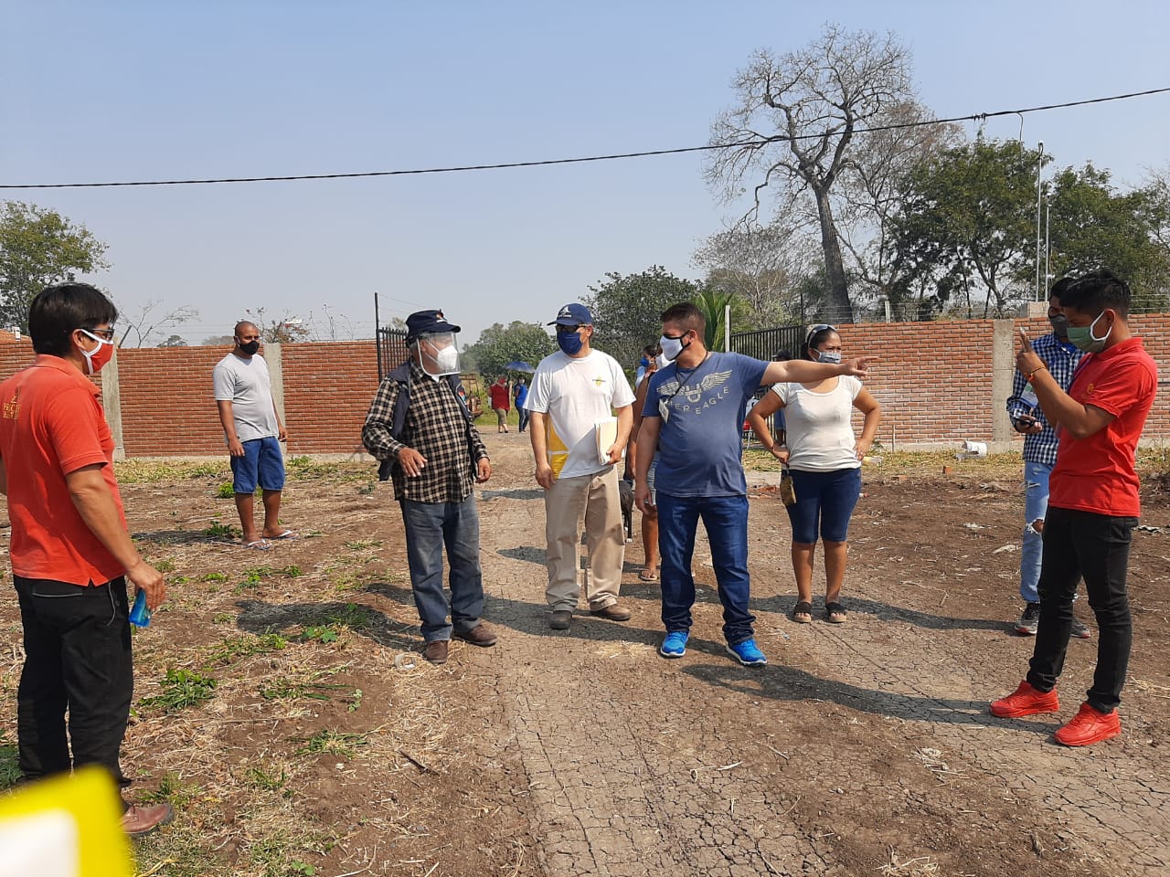 DEFENSORIA DEL PUEBLO VERIFICA CONDICIONES DE CONSTRUCCIÓN DE CEMENTERIO ANTE DENUNCIAS Y RECHAZO DE VECINOS EN PUERTO QUIJARRO