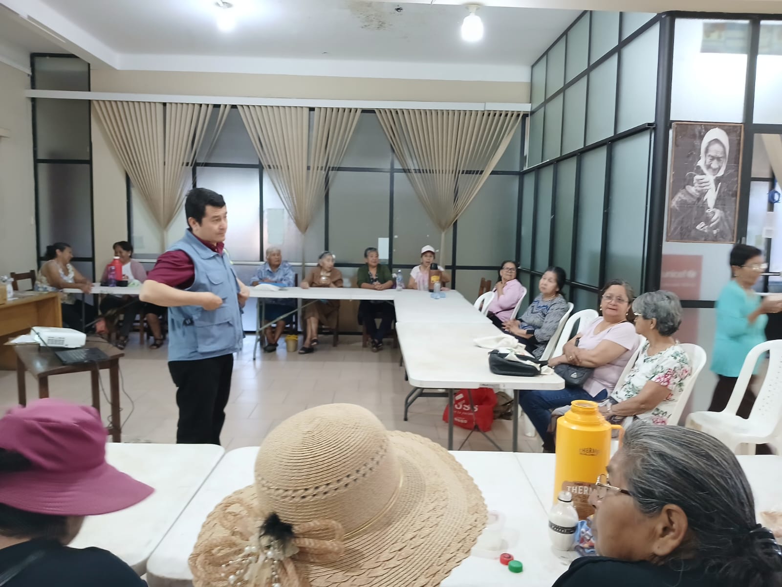DEFENSORÍA DEL PUEBLO FORTALECE FORMACIÓN EN DERECHOS HUMANOS DE PERSONAS ADULTAS MAYORES DE VILLA MONTES