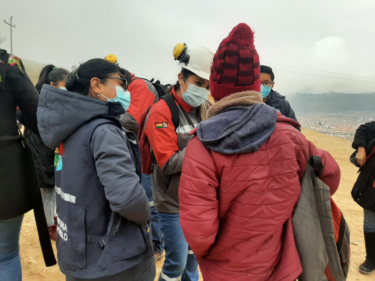 VERIFICACIÓN DEFENSORIAL EVIDENCIA TRABAJO DE ADOLESCENTES EN ÁREAS MINERAS DEL CERRO RICO DE POTOSÍ