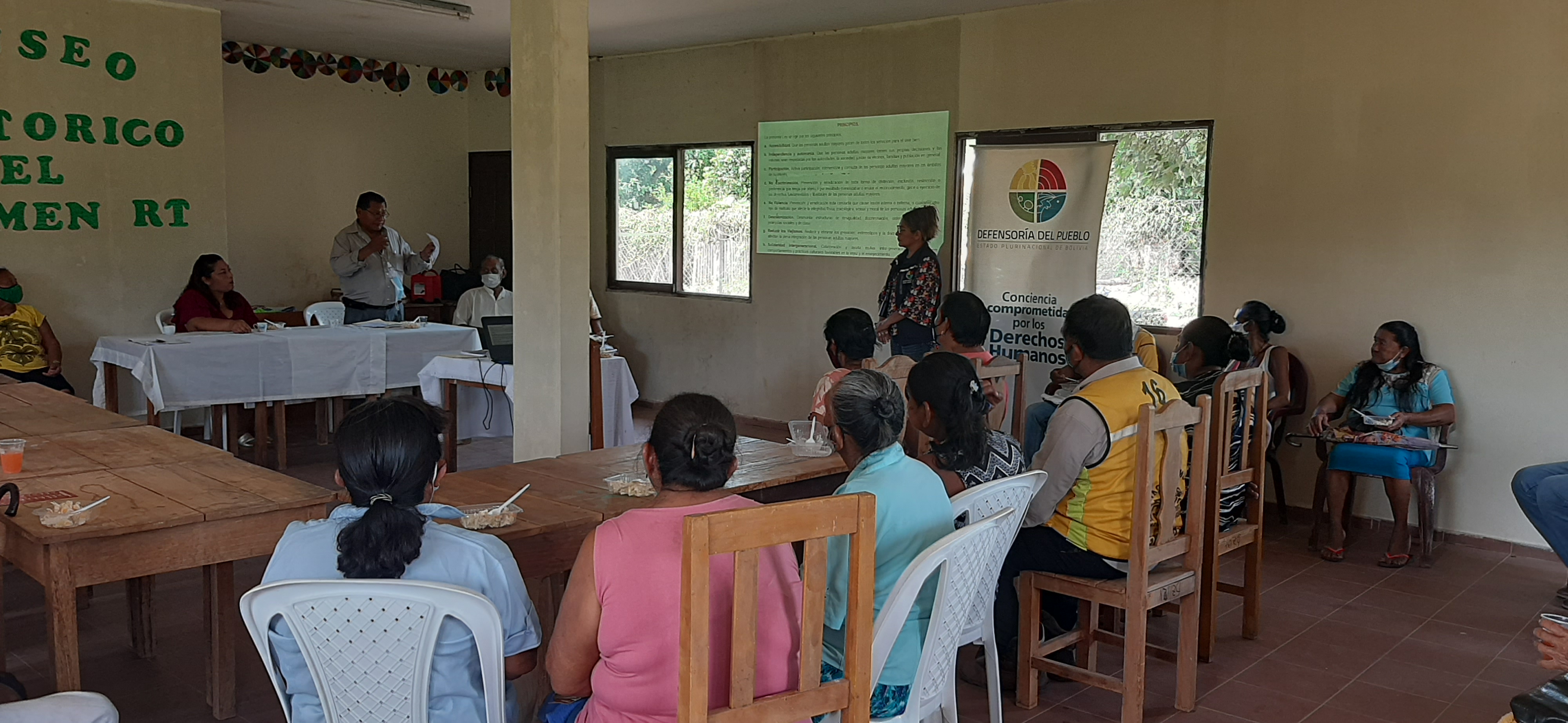 LA DEFENSORIA DEL PUEBLO PARTICIPA EN LA SOCIALIZACION DEL  PROYECTO DE LEY MUNICIPAL PARA LAS PERSONAS ADULTAS MAYORES EN EL CARMEN RIVERO TORREZ