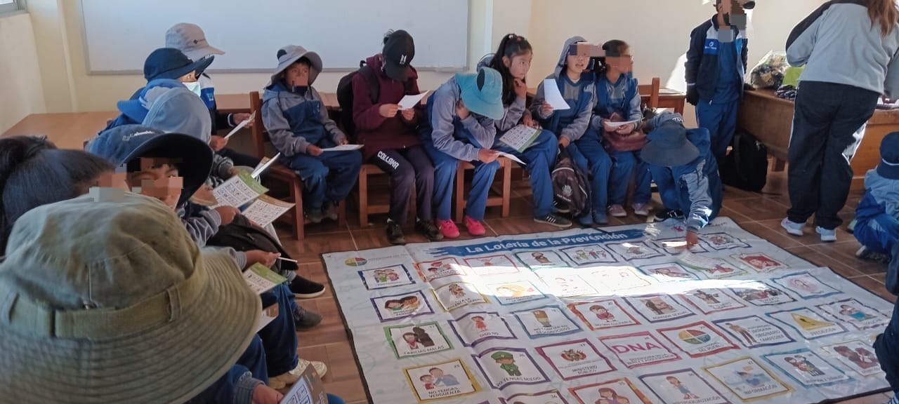 La Paz: Defensoría del Pueblo inicia actividades de difusión, capacitación y fortalecimiento institucional en la U.E. Gualberto Villarroel del municipio de Collana