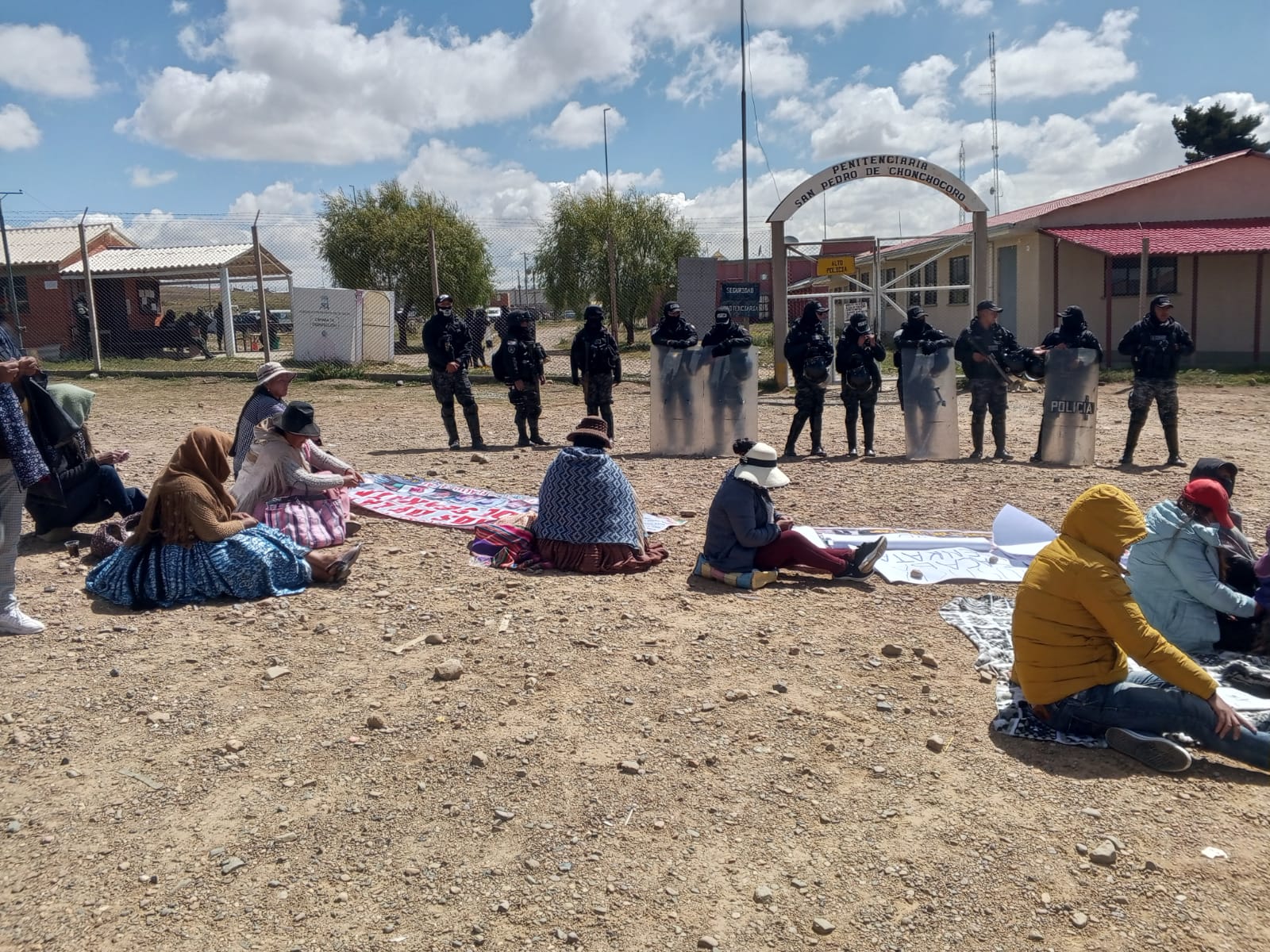 La Defensoría del Pueblo, visita el Penal de Chonchocoro para dar seguimiento a la visita que realiza la CIDH a centros penitenciarios.