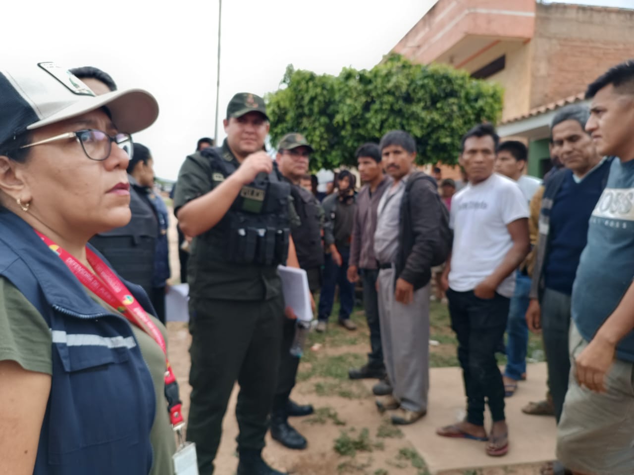 Defensoría del Pueblo sostiene diálogo con comunarios del municipio de Mairana para evitar escalada de violencia